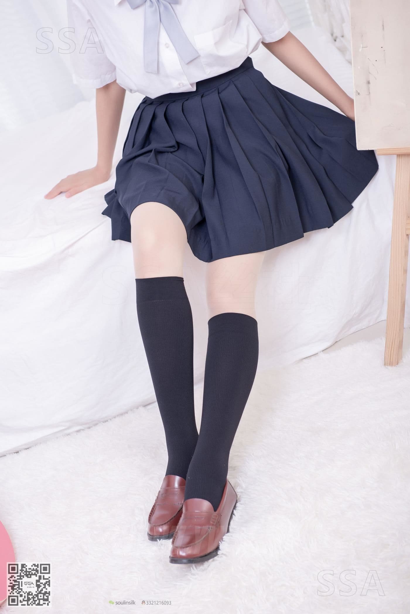 SSA丝社 NO.181 小佩 酒窝少女JK制服肉丝黑袜穿搭示范 超清版 预览 2