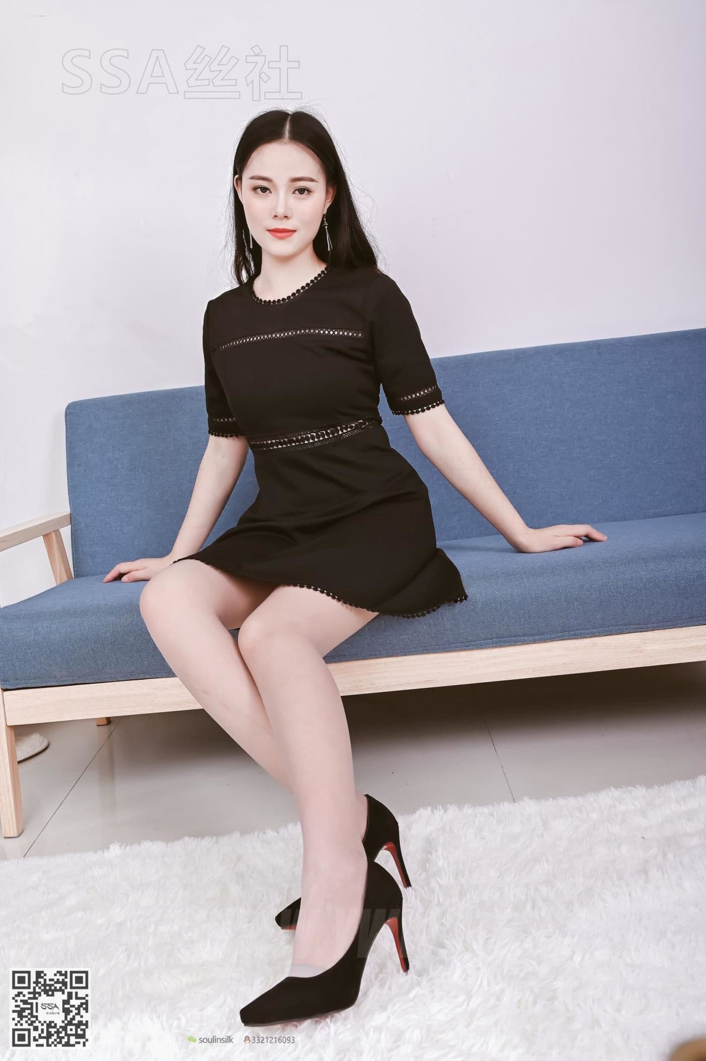 SSA丝社 NO.133 晓晓 35码精致小脚的灰丝 超清版 预览 4