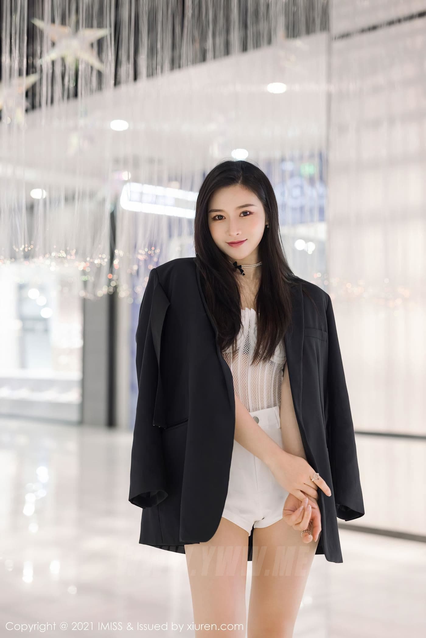 IMISS爱蜜社 VOL.569 Vanessa 街拍 美腿