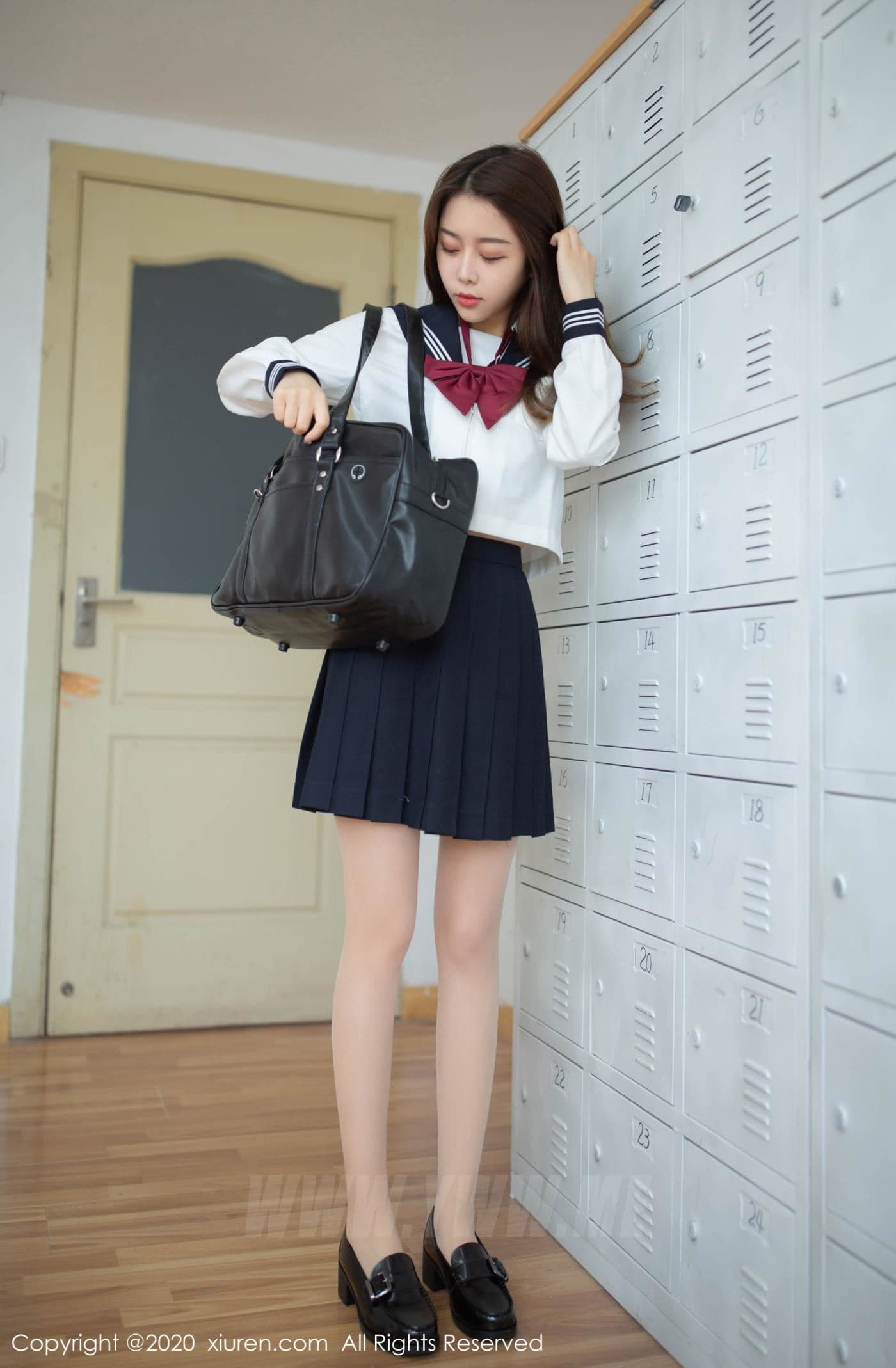 XiuRen秀人网 No.2230 夏诗雯Sally 丝袜 校服