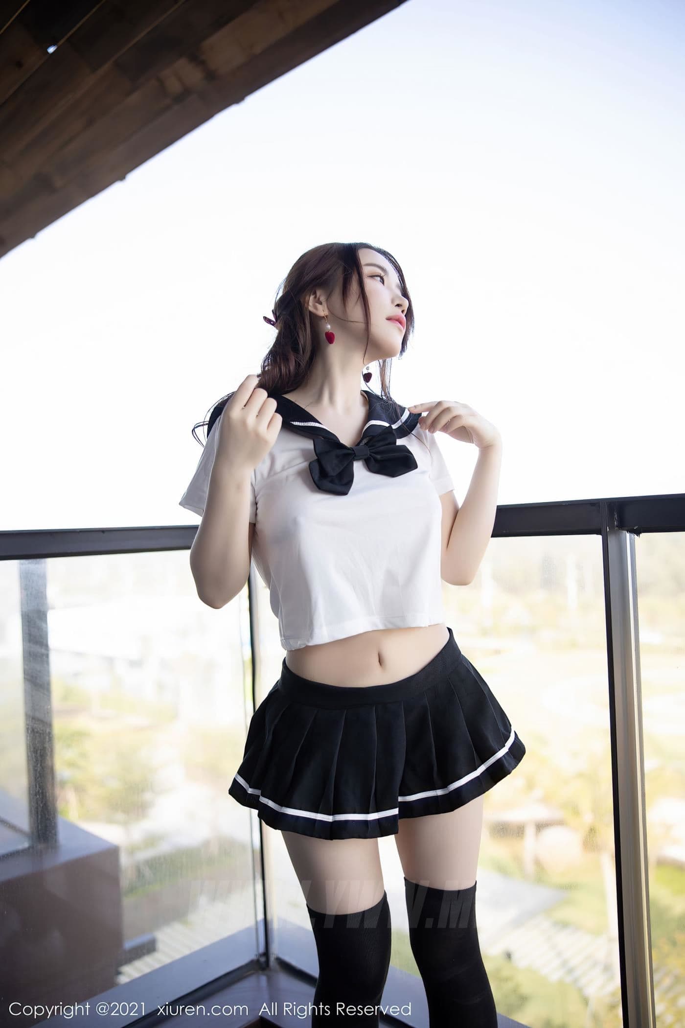 XiuRen秀人网 No.3268 Cherry绯月樱 短裙 筒袜