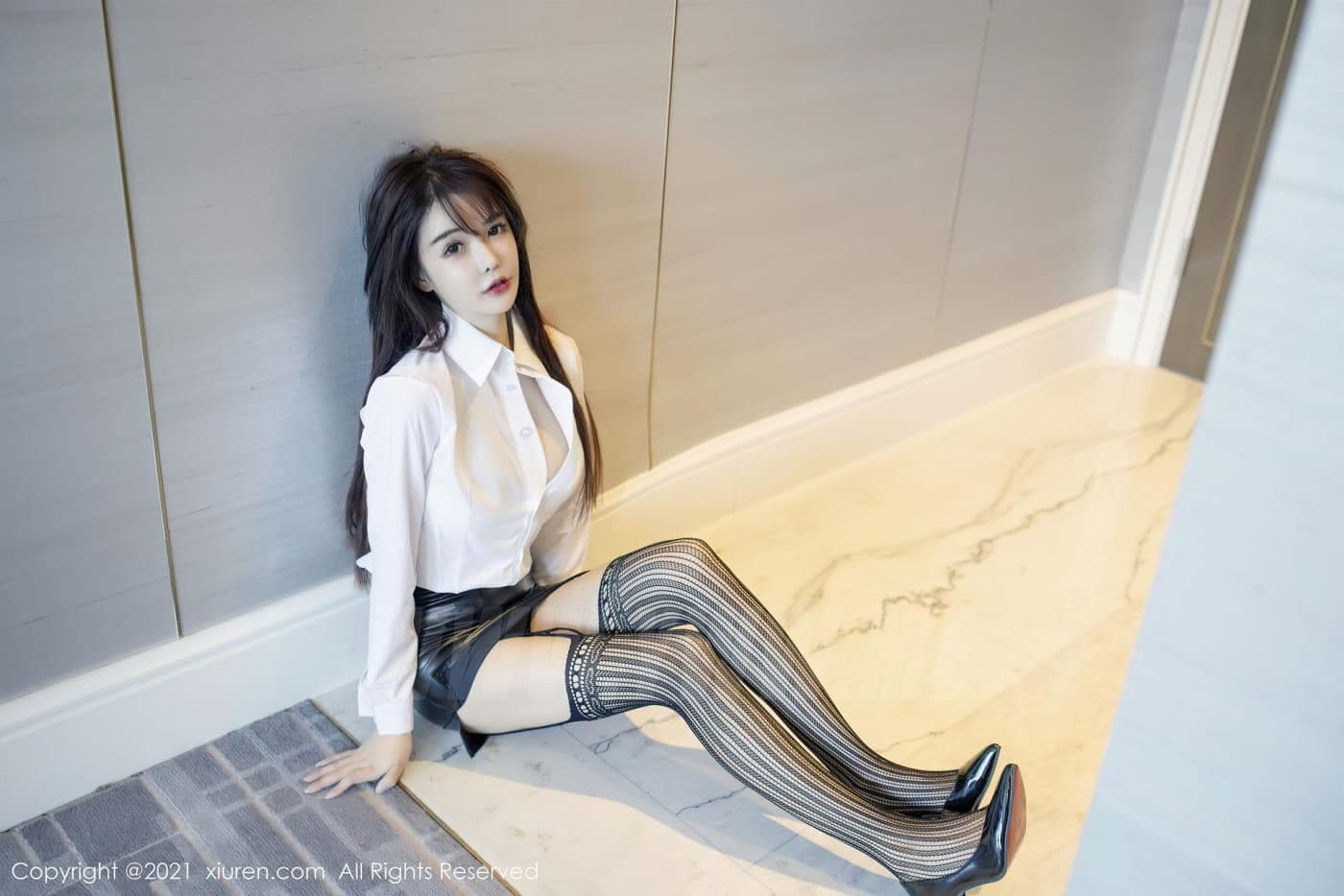 XiuRen秀人网 No.2976 南初妹妹