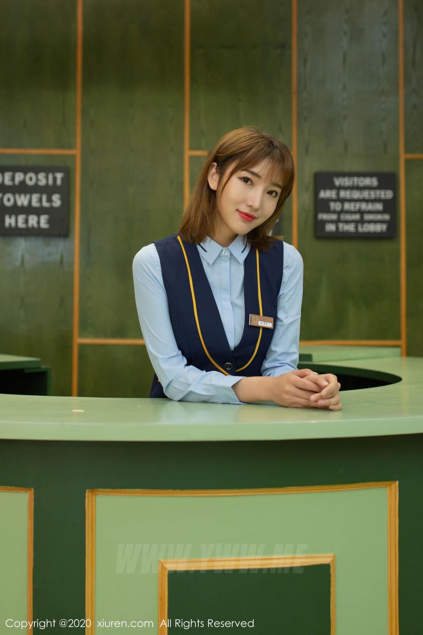 XiuRen秀人网 No.2125 陆萱萱 制服 美腿