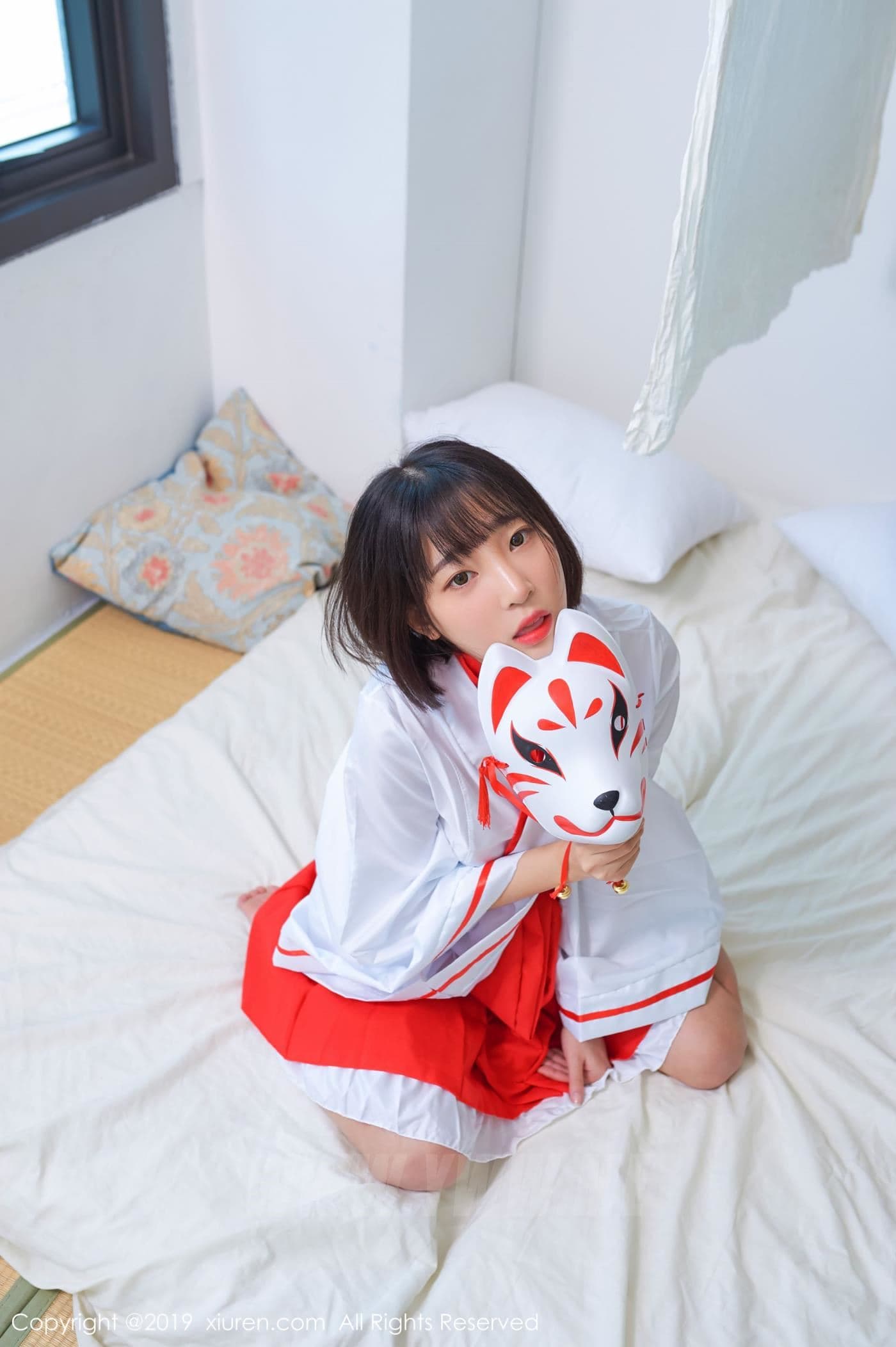 XiuRen秀人网 No.1702 模特_卿卿 面具 外拍