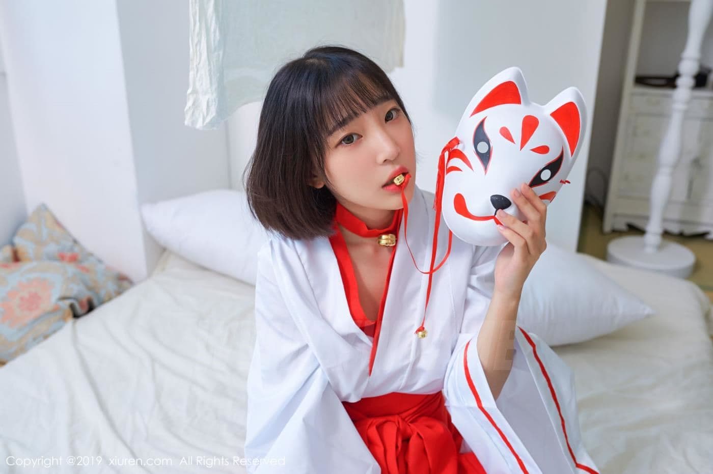 XiuRen秀人网 No.1702 模特_卿卿 面具 外拍