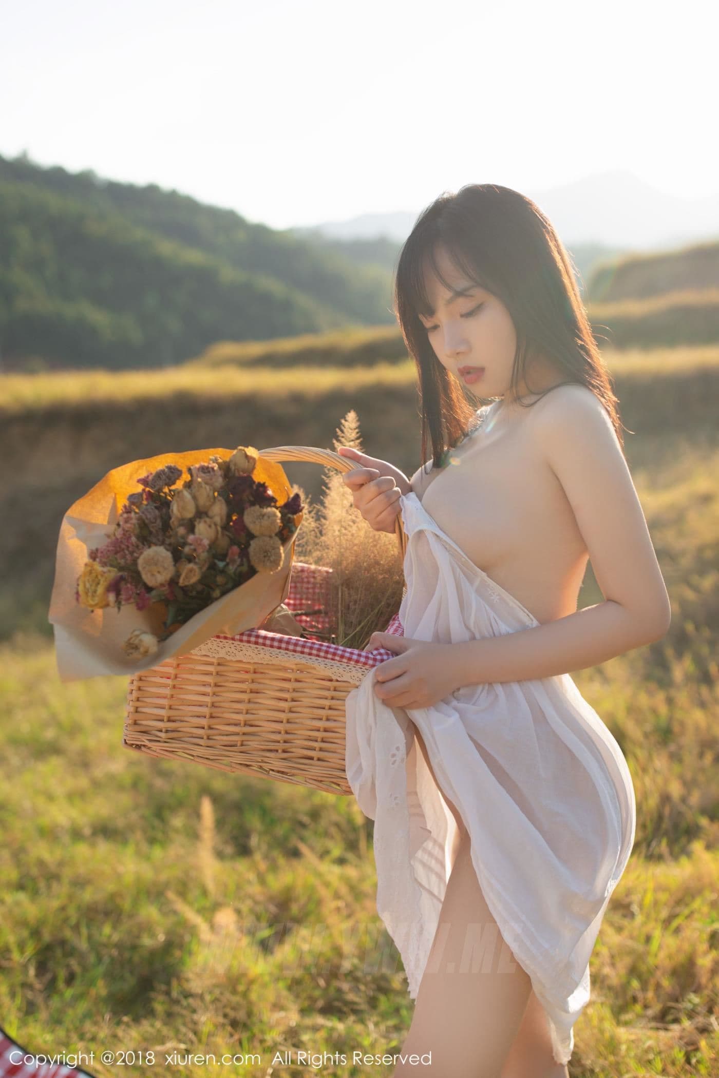 XiuRen秀人网 No.1238 徐微微mia 湿身 外拍