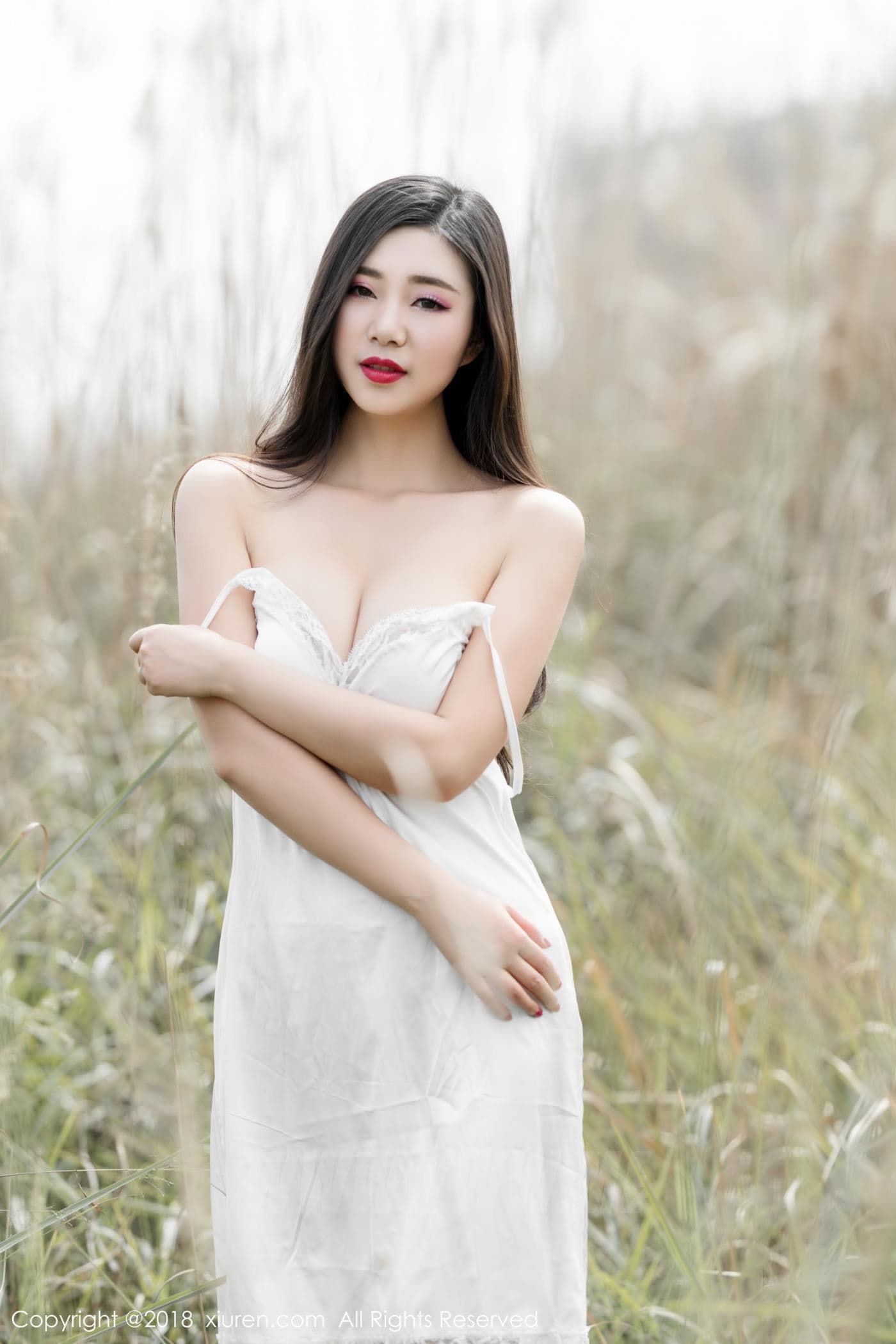 XiuRen秀人网 No.1076 宋-KiKi 长裙 透视