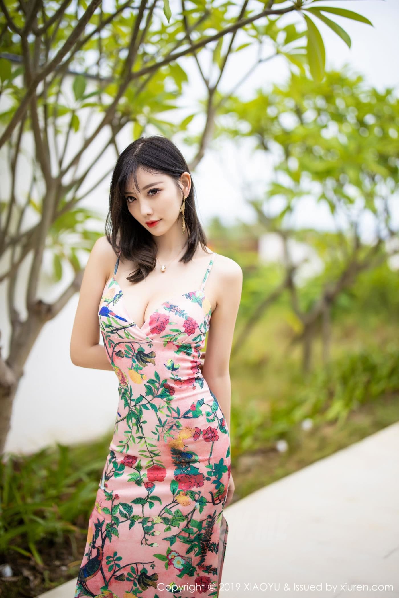 XIAOYU语画界 VOL.194 杨晨晨sugar 比基尼 丝袜