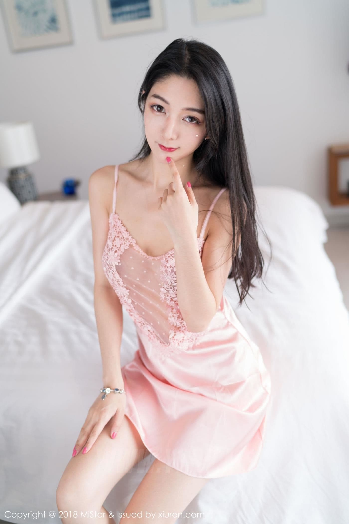 MiStar魅妍社 VOL.238 Angela小热巴 镂空 美腿