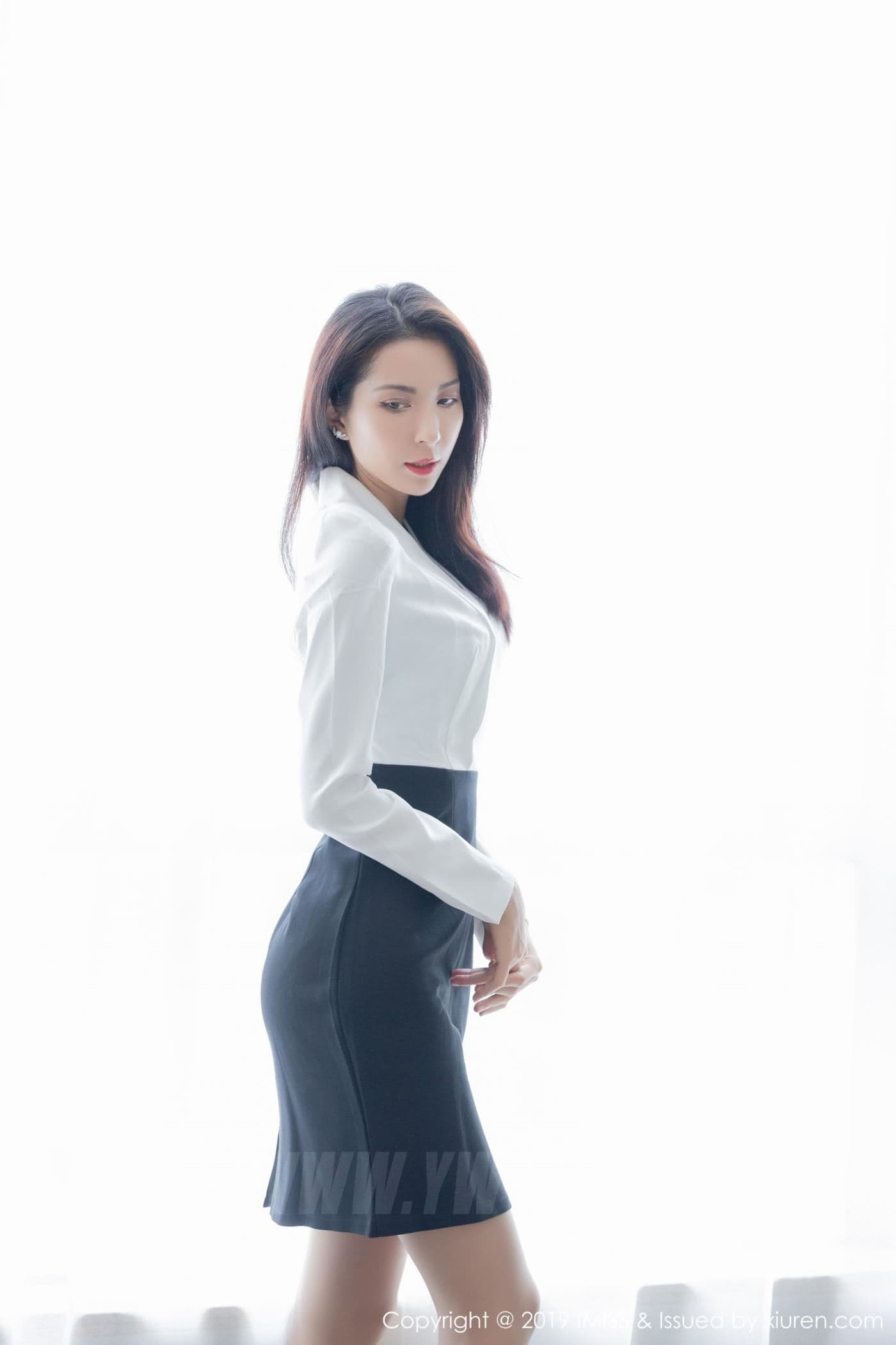 IMISS爱蜜社 VOL.414 Carry 丝袜 美腿