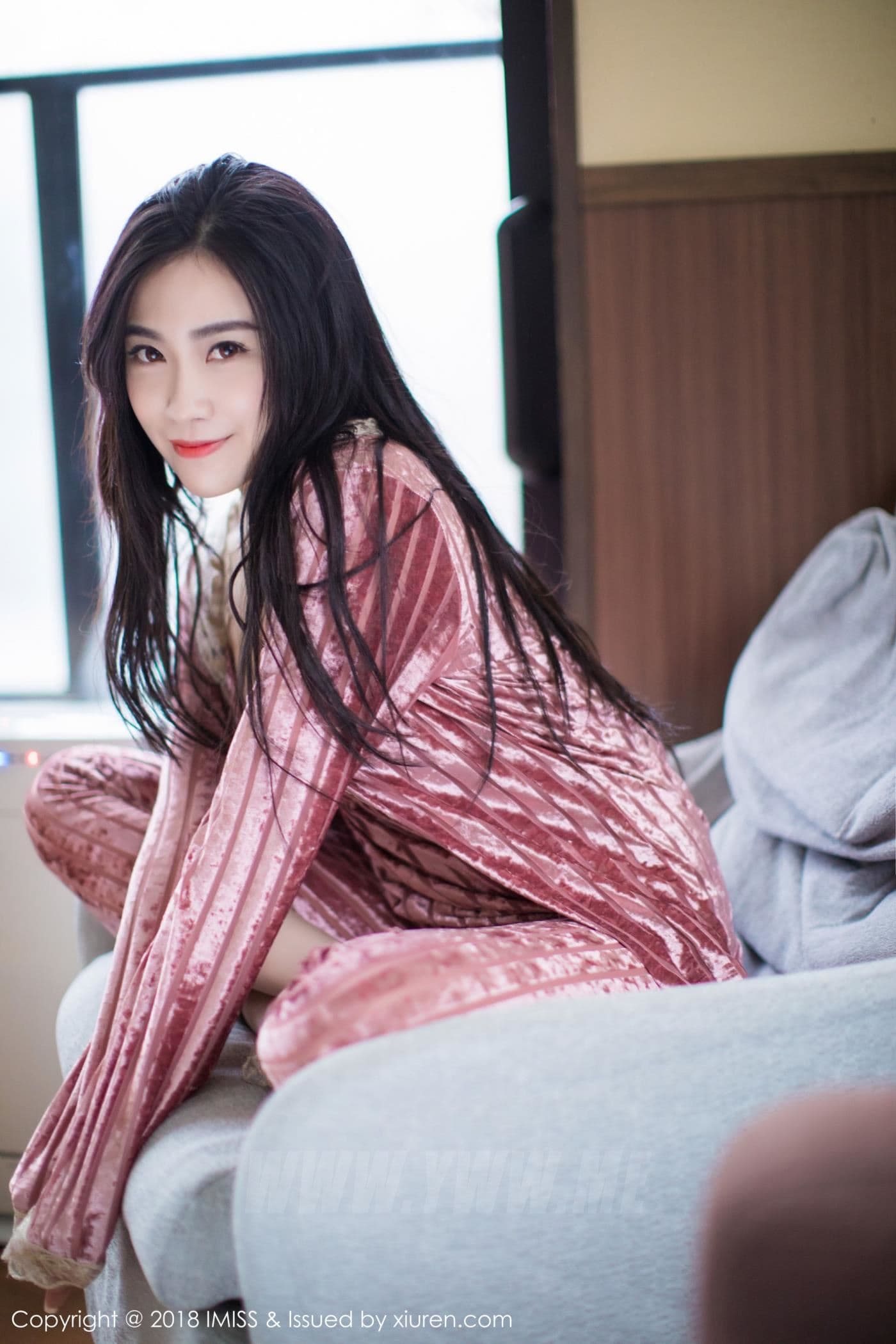 IMISS爱蜜社 VOL.272 许诺Sabrina 丝袜 睡衣