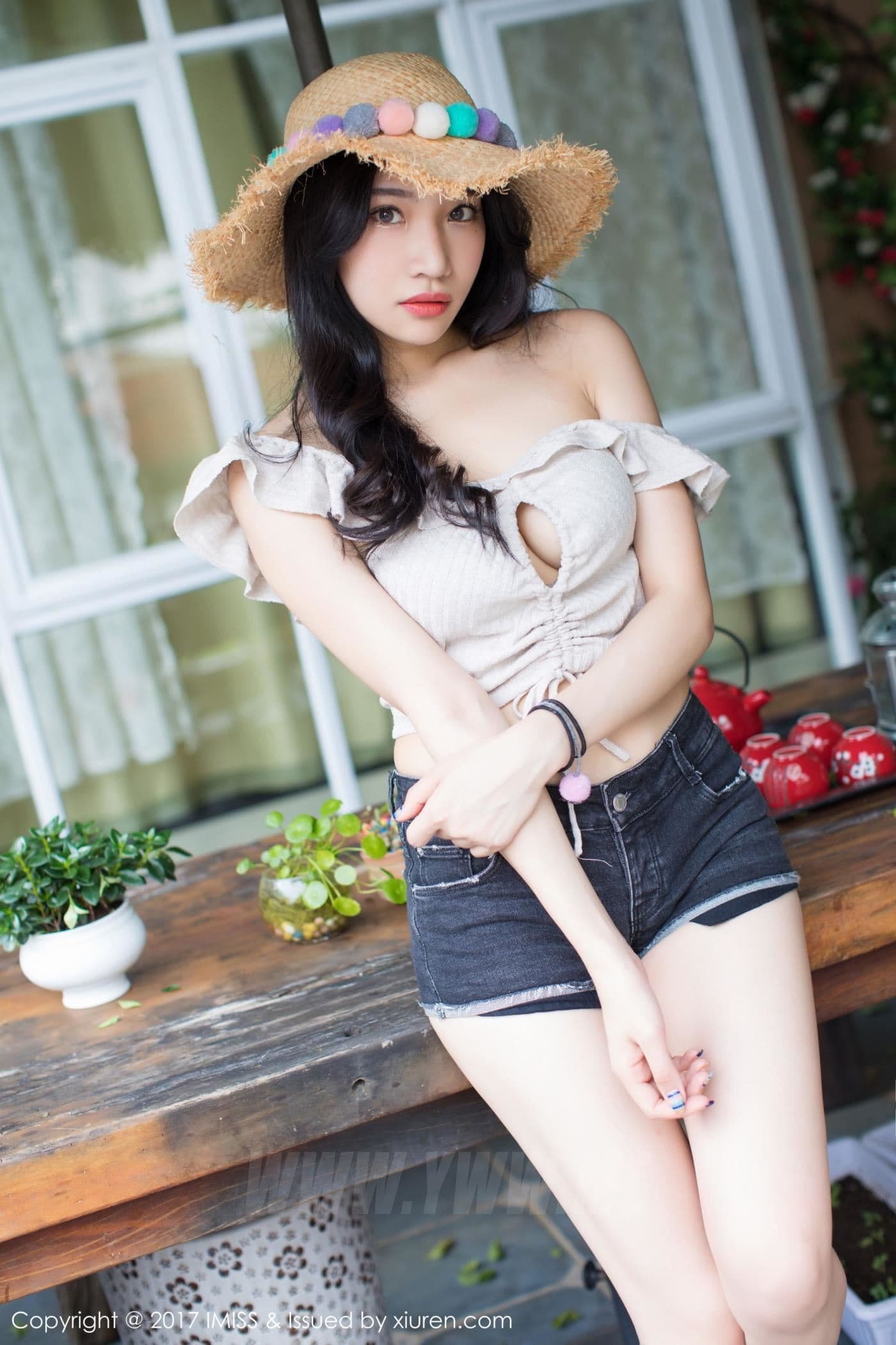 IMiss爱蜜社 Vol.182 小狐狸Sica