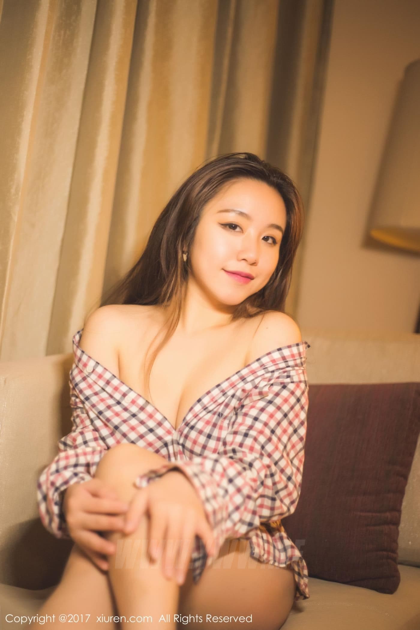 XiuRen秀人网 No.823 吃白菜的vi菜菜