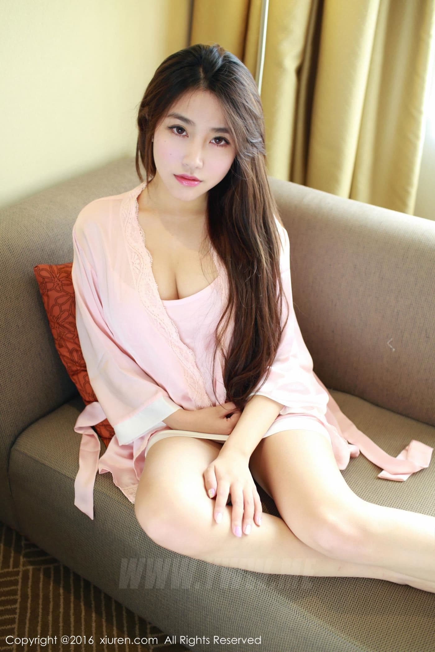 XiuRen秀人网 No.481 许诺Sabrina “人妻”系列套图