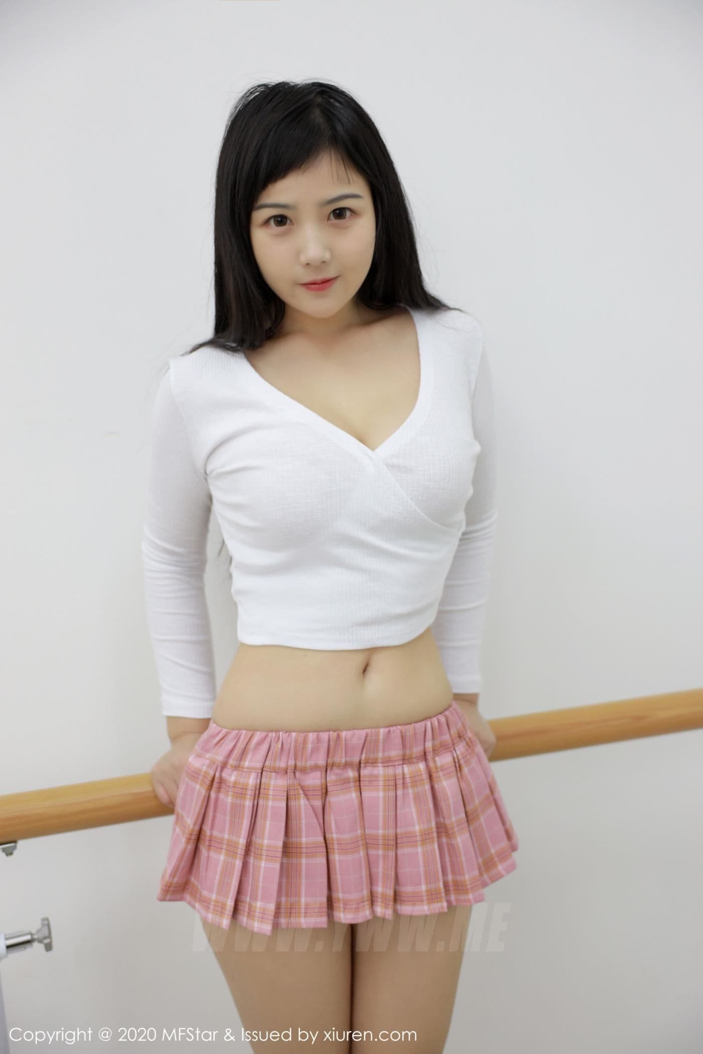MFStar模范学院 VOL.287 徐微微mia JK 短裙