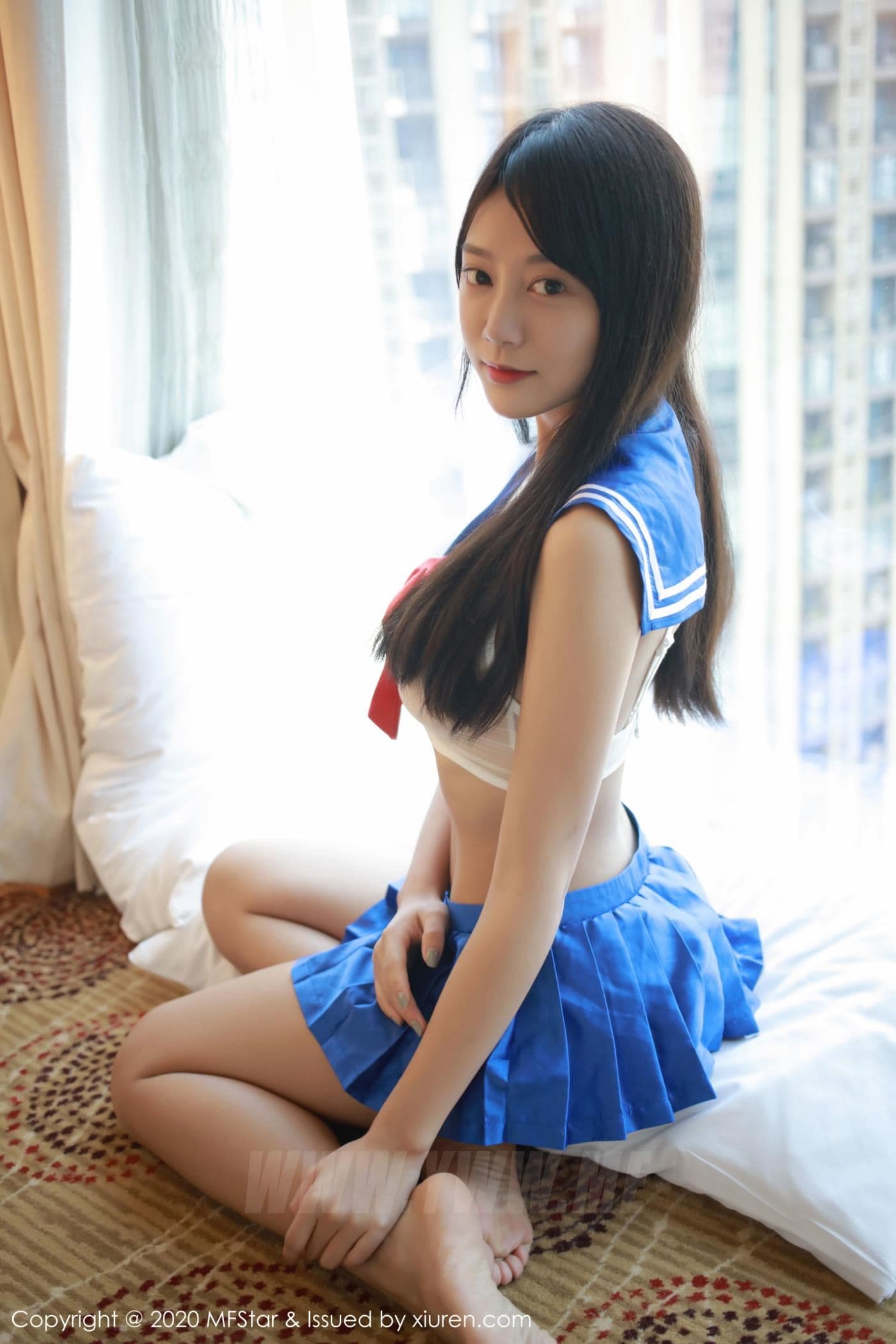 MFStar模范学院 VOL.285 何嘉颖 私房 学生装