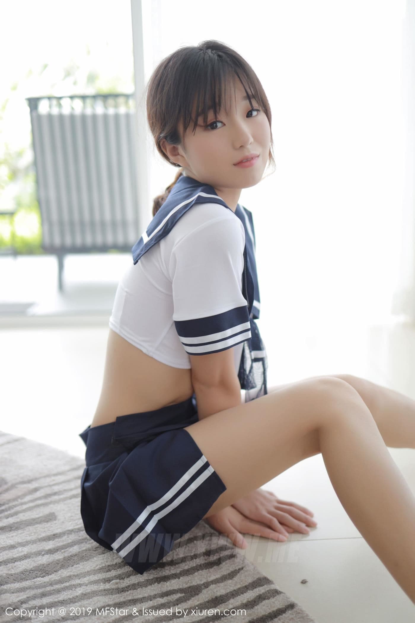 MFStar模范学院 VOL.198 Baileys 香儿 JK 学生装