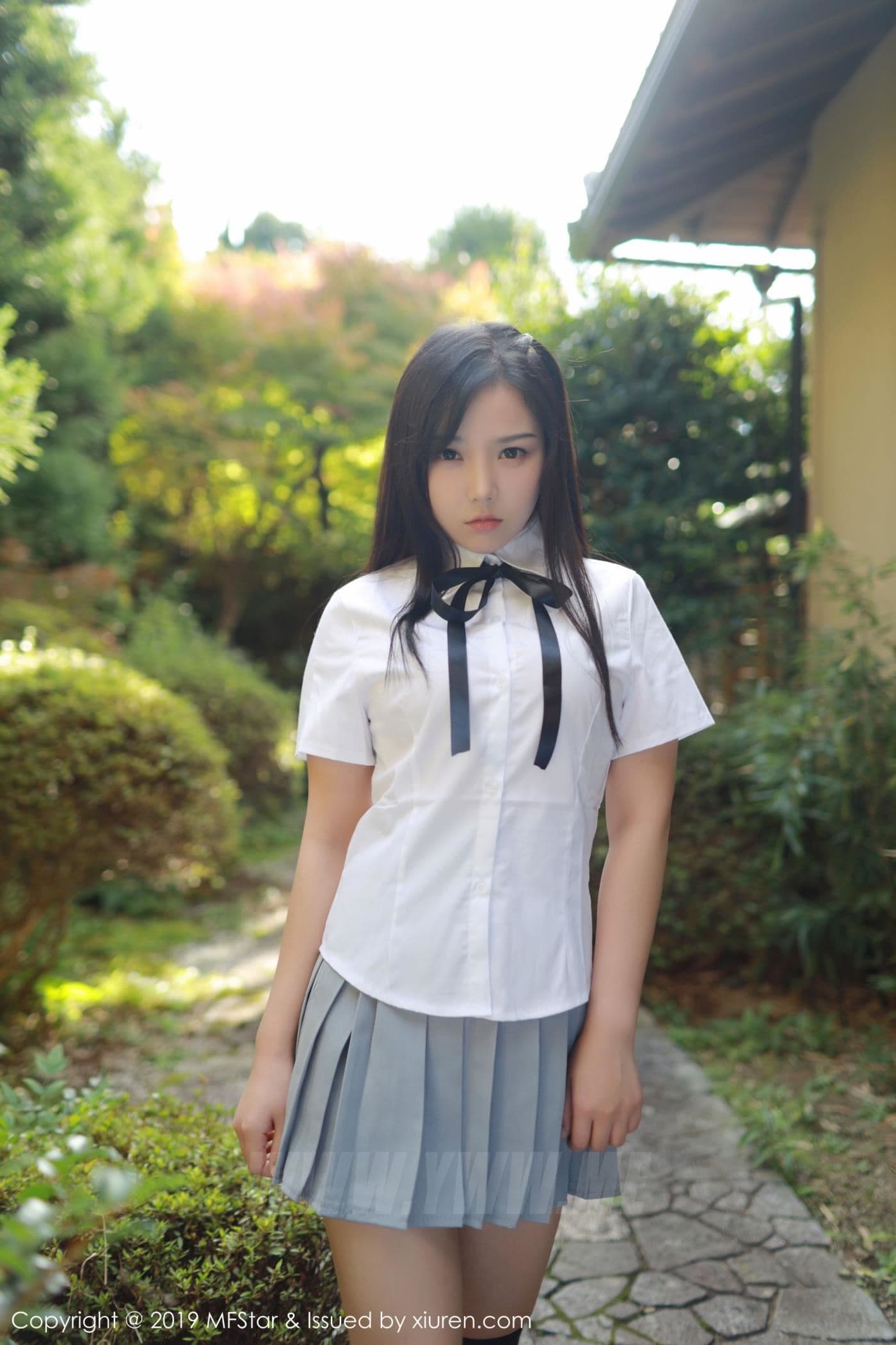 MFStar模范学院 VOL.193 徐微微mia 外拍 学生装
