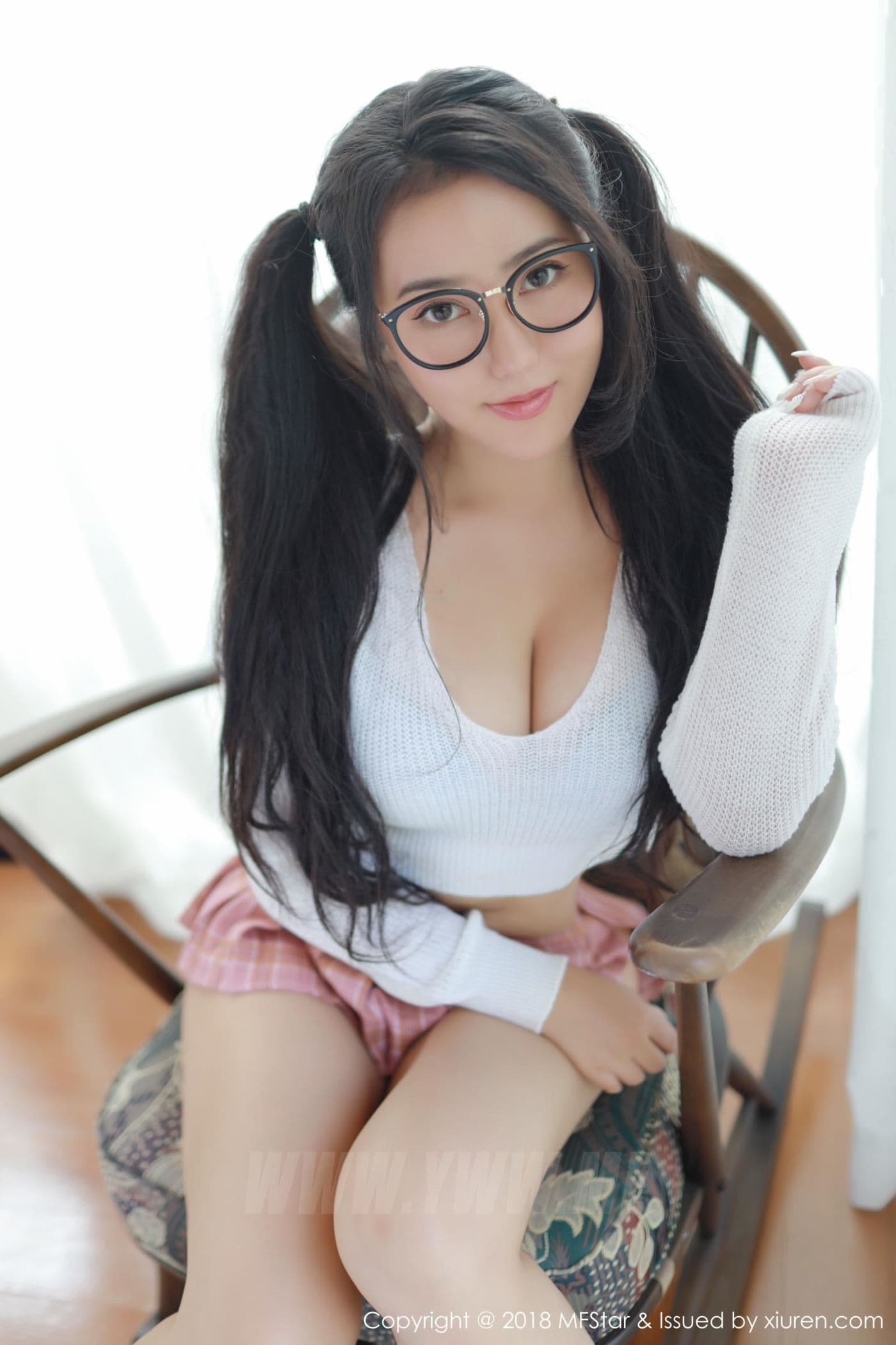 MFStar模范学院 VOL.168 Manuela玛鲁娜 美臀 OL