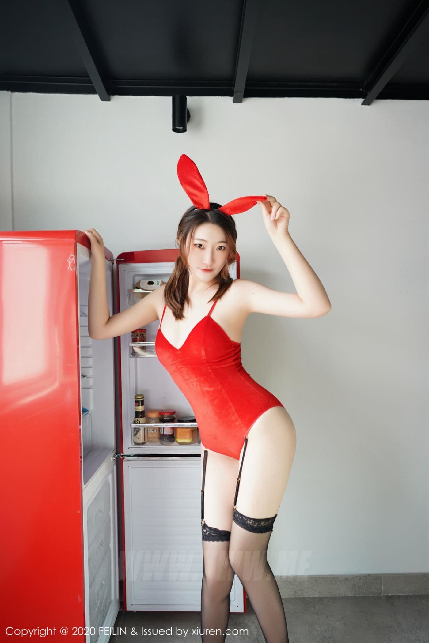 FEILIN嗲囡囡 VOL.226 A.小熊猫 兔女郎 黑丝