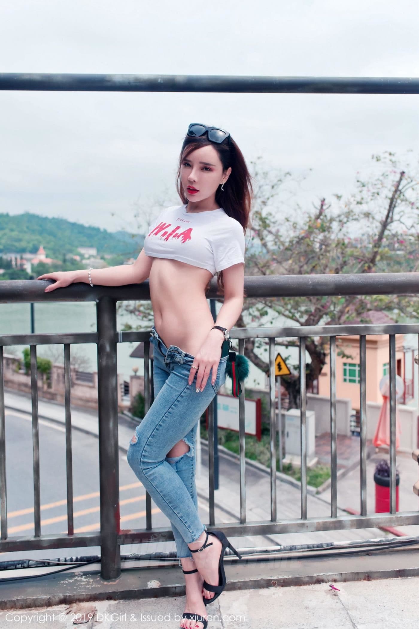 DKGirl御女郎 VOL.108 艾小青 外拍