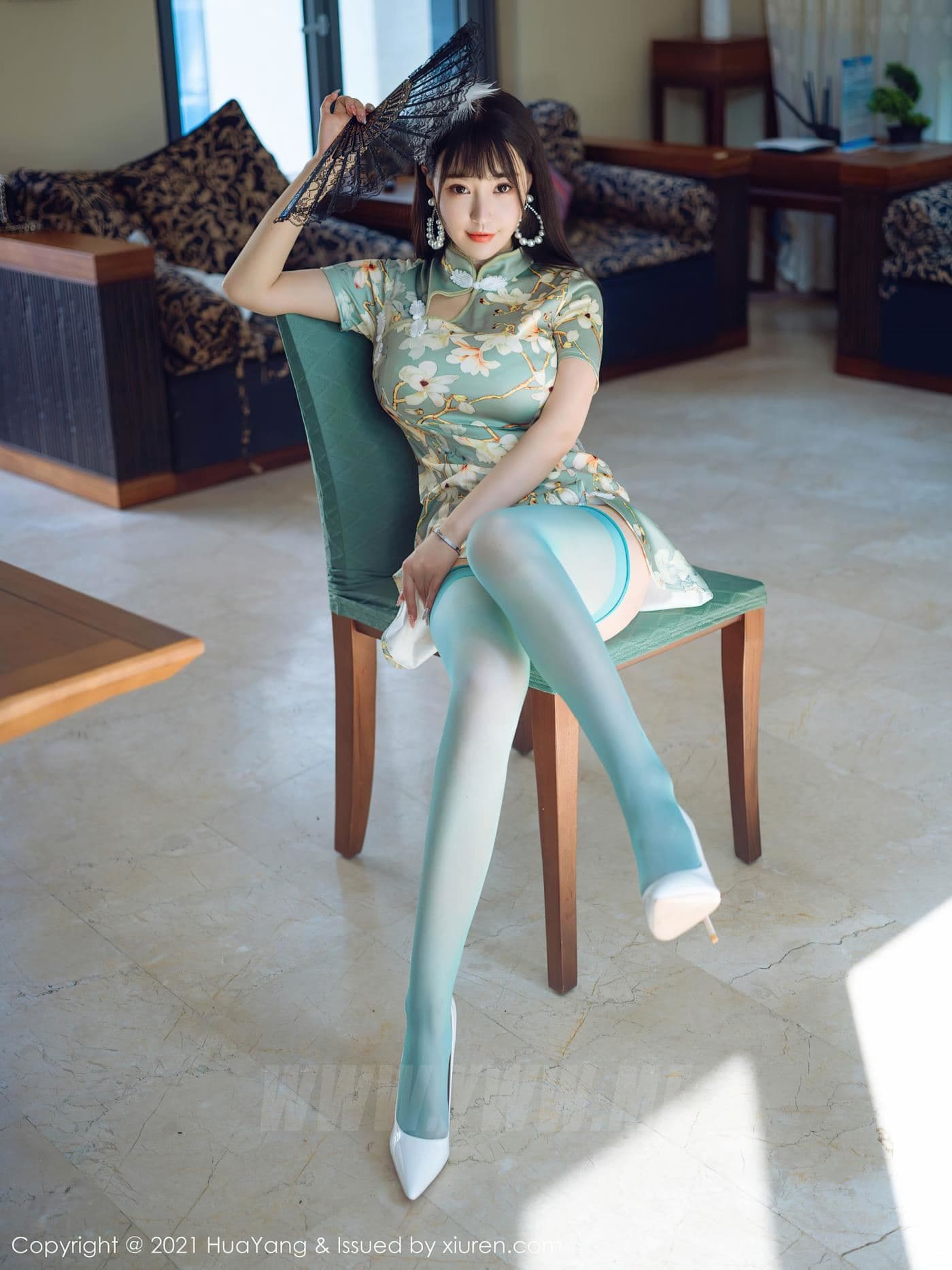 HuaYang花漾 VOL.390 朱可儿Flower 旗袍 丝袜
