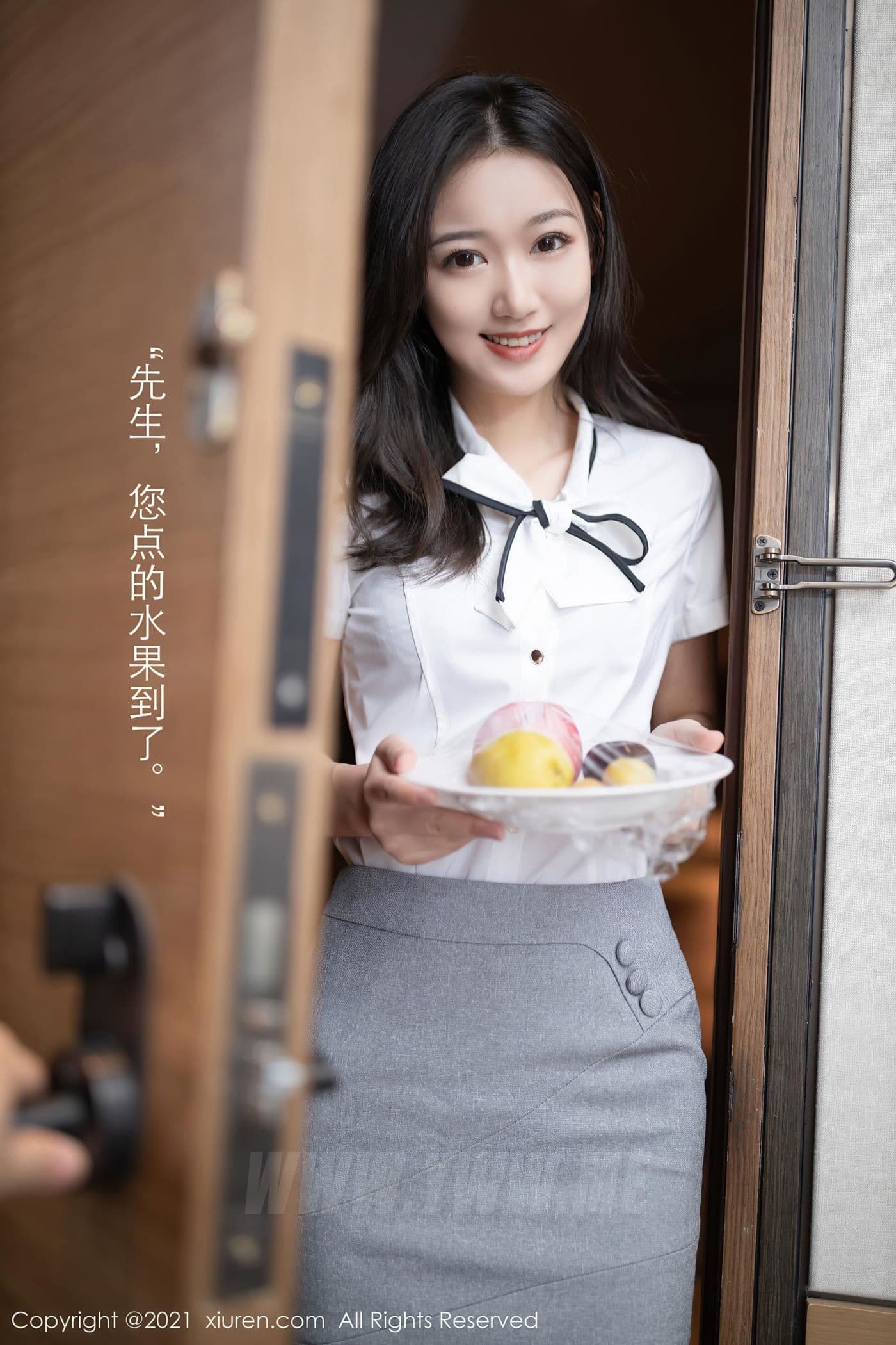 XiuRen秀人网 No.3307 唐安琪 宾客服务