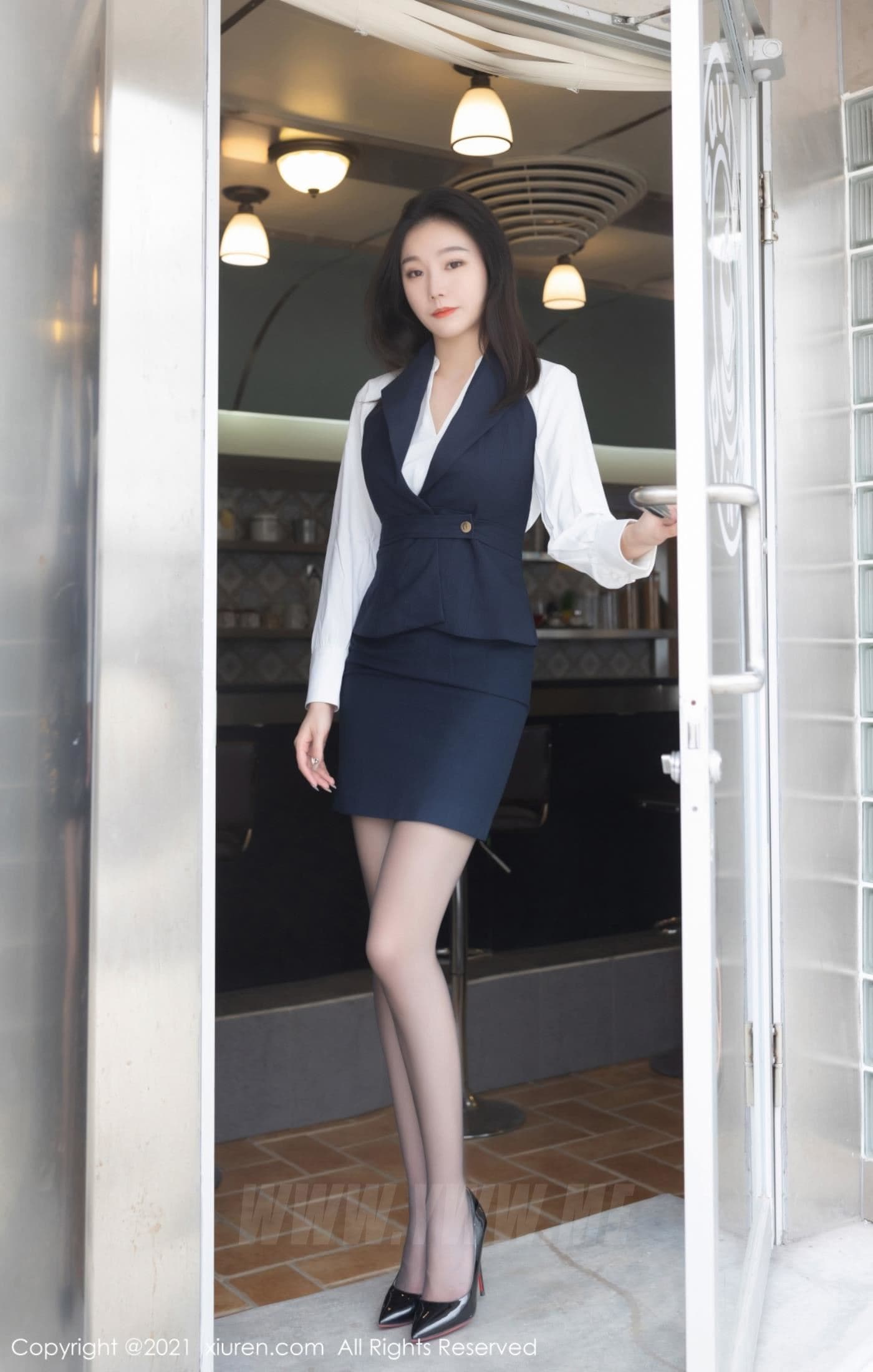 XiuRen秀人网 No.3358 安然Maleah 制服 服务员