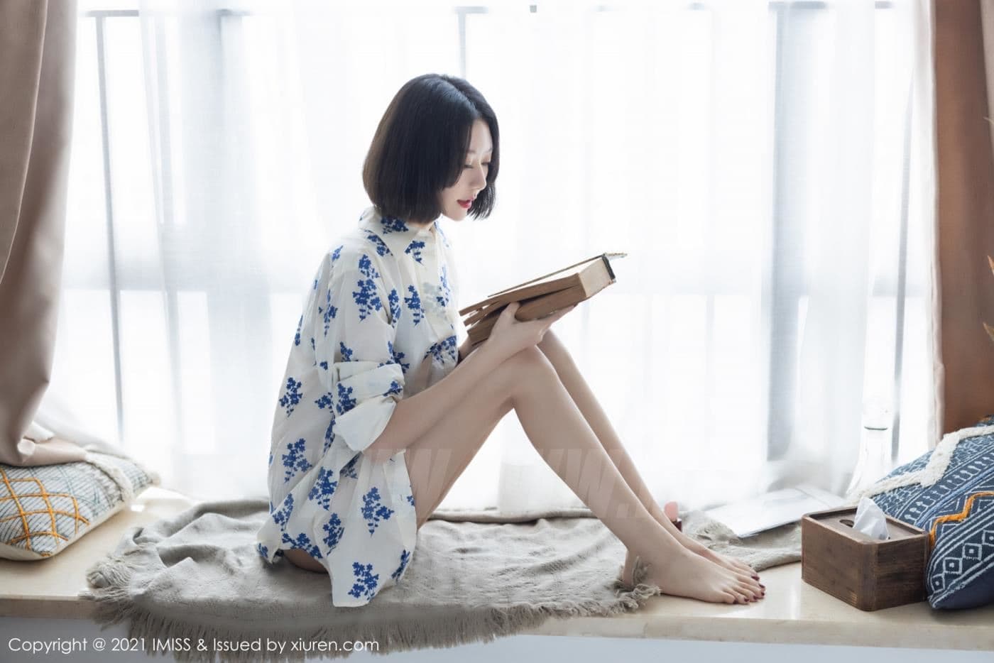 IMISS爱蜜社 VOL.602 艺轩 美腿丝袜