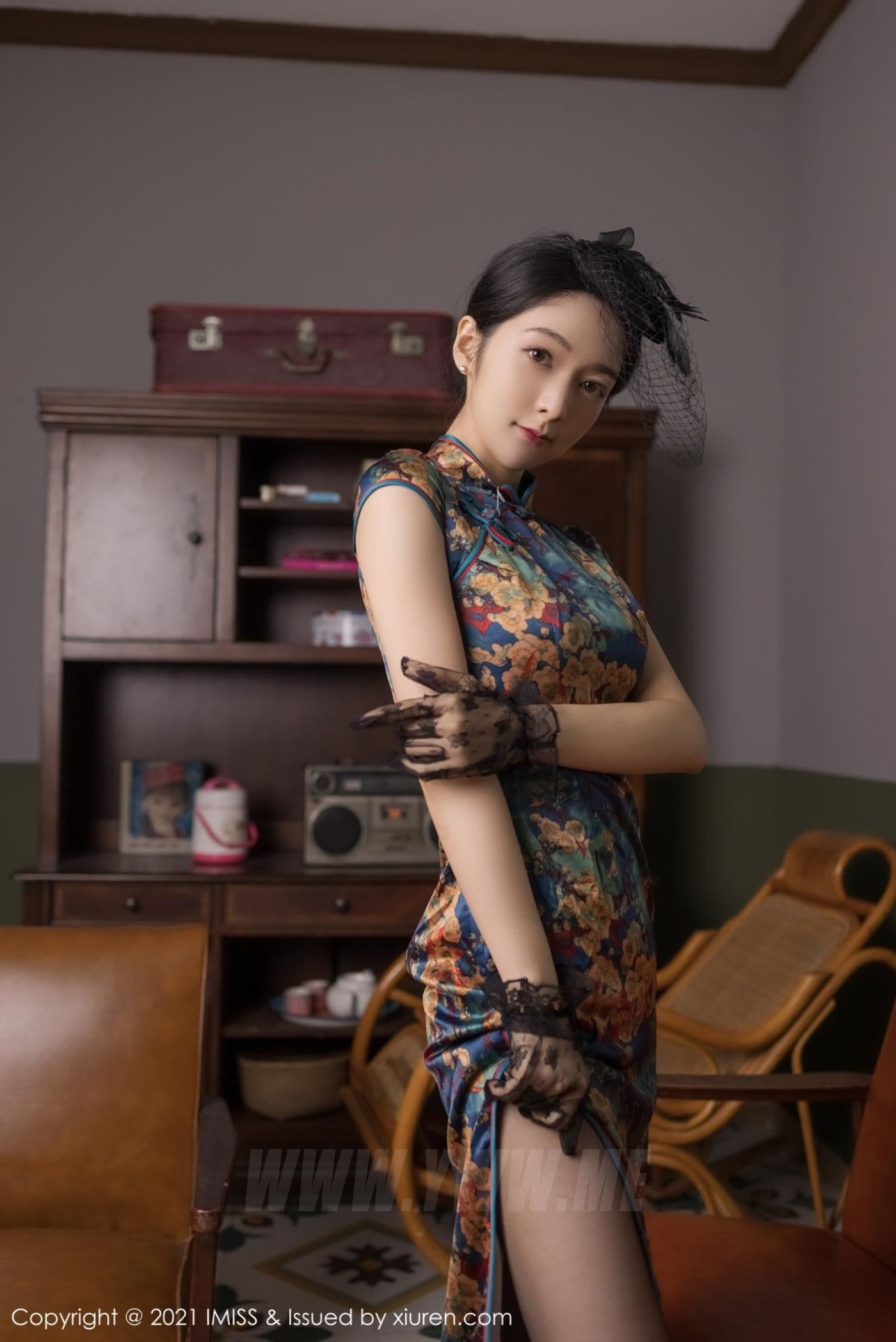 IMISS爱蜜社 VOL.591 Angela00 黑丝 旗袍