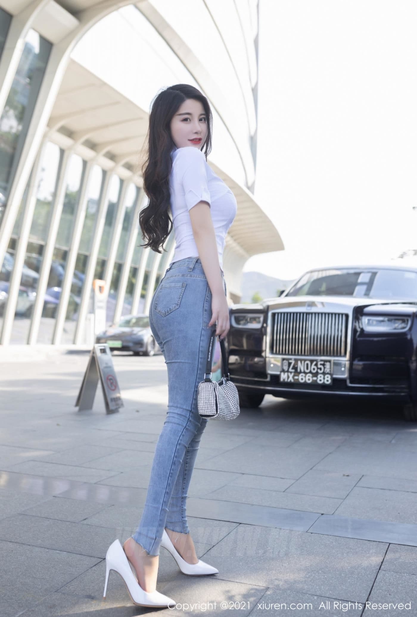 XiuRen秀人网 No.3501 美七Mia 衬衫美胸