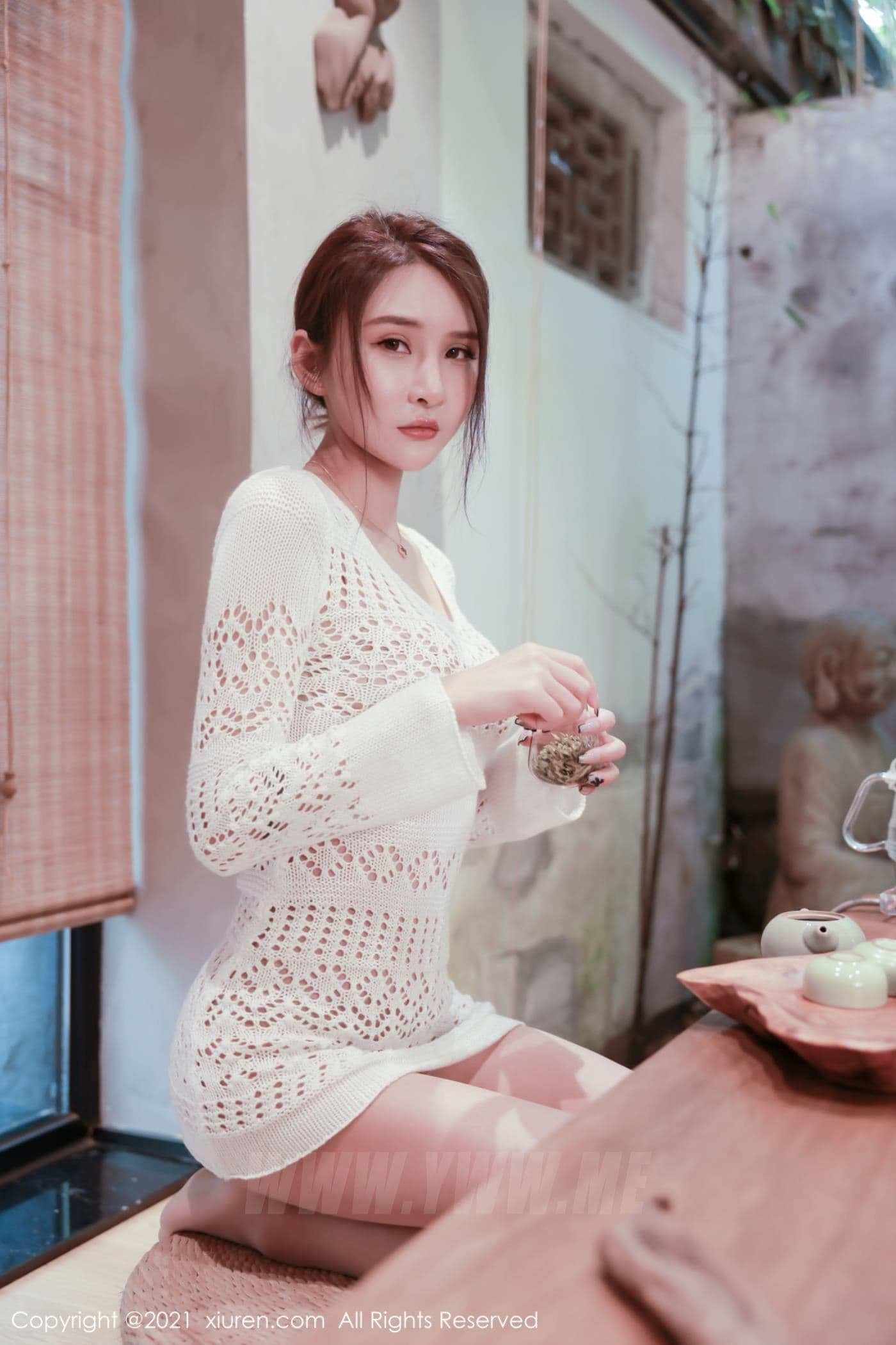 XiuRen秀人网 No.3530 Emily尹菲 丝袜