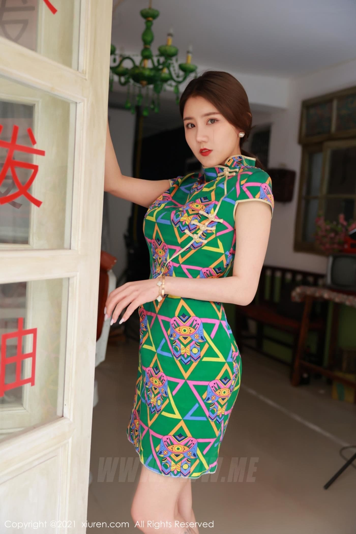 XiuRen秀人网 No.3412 夏西CiCi 80年代