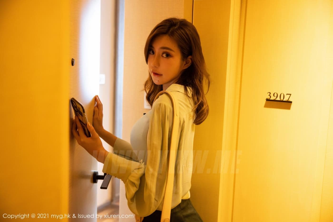 MyGirl美媛馆 VOL.568 绮里嘉Carina 丝袜