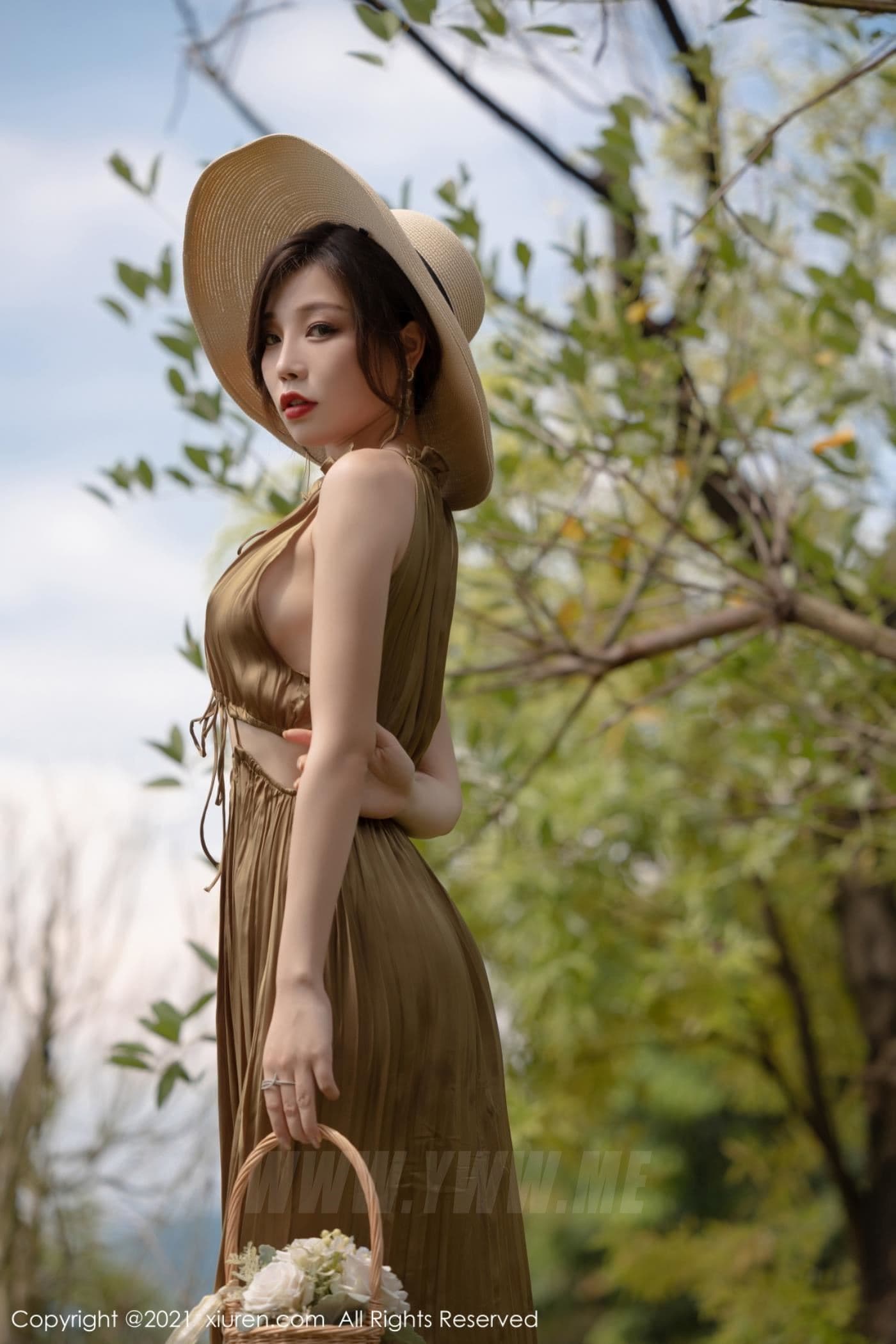 XiuRen秀人网 No.3837 芝芝Booty 外拍
