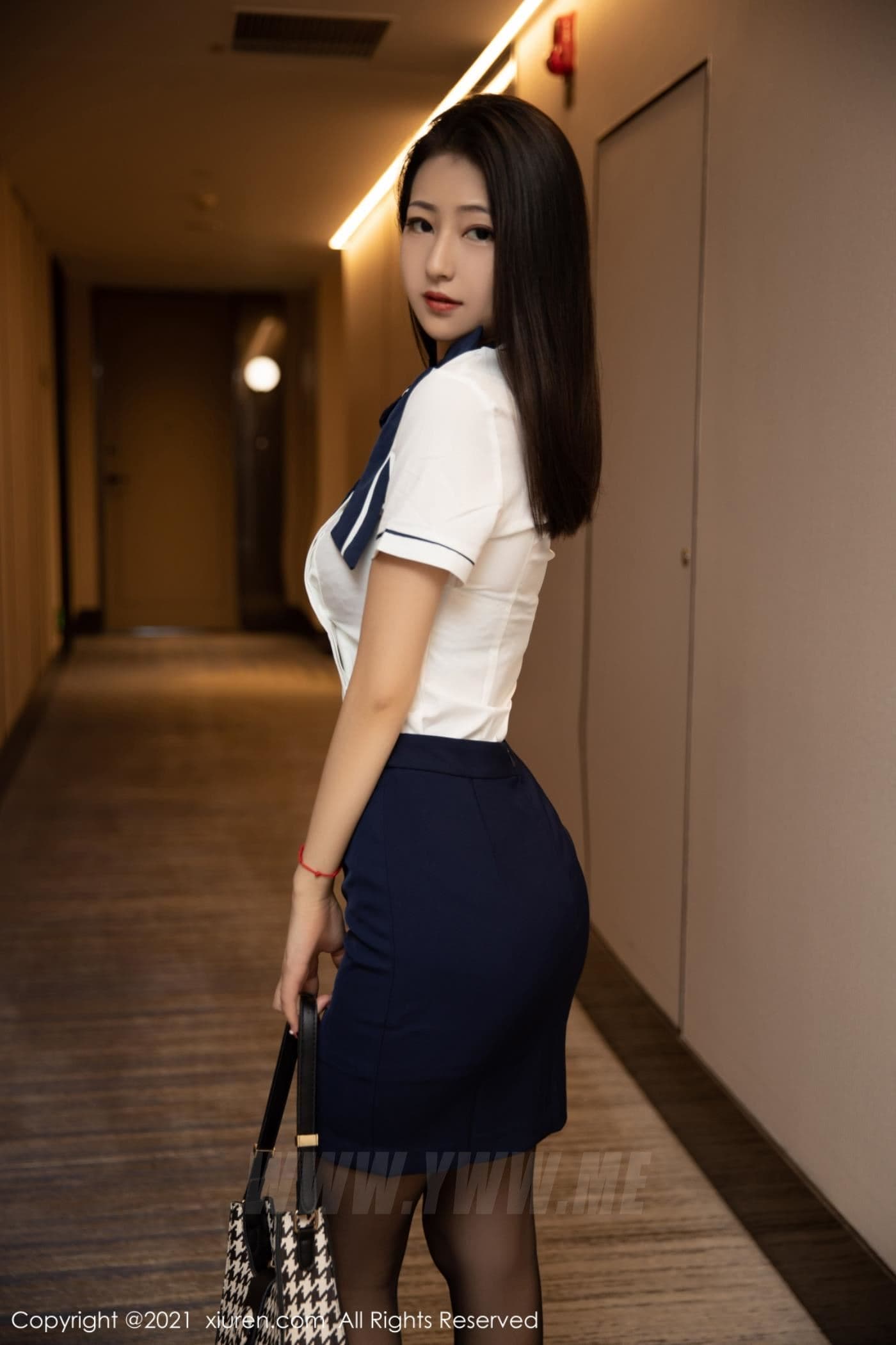 XiuRen秀人网 No.3860 熊小诺 黑丝制服