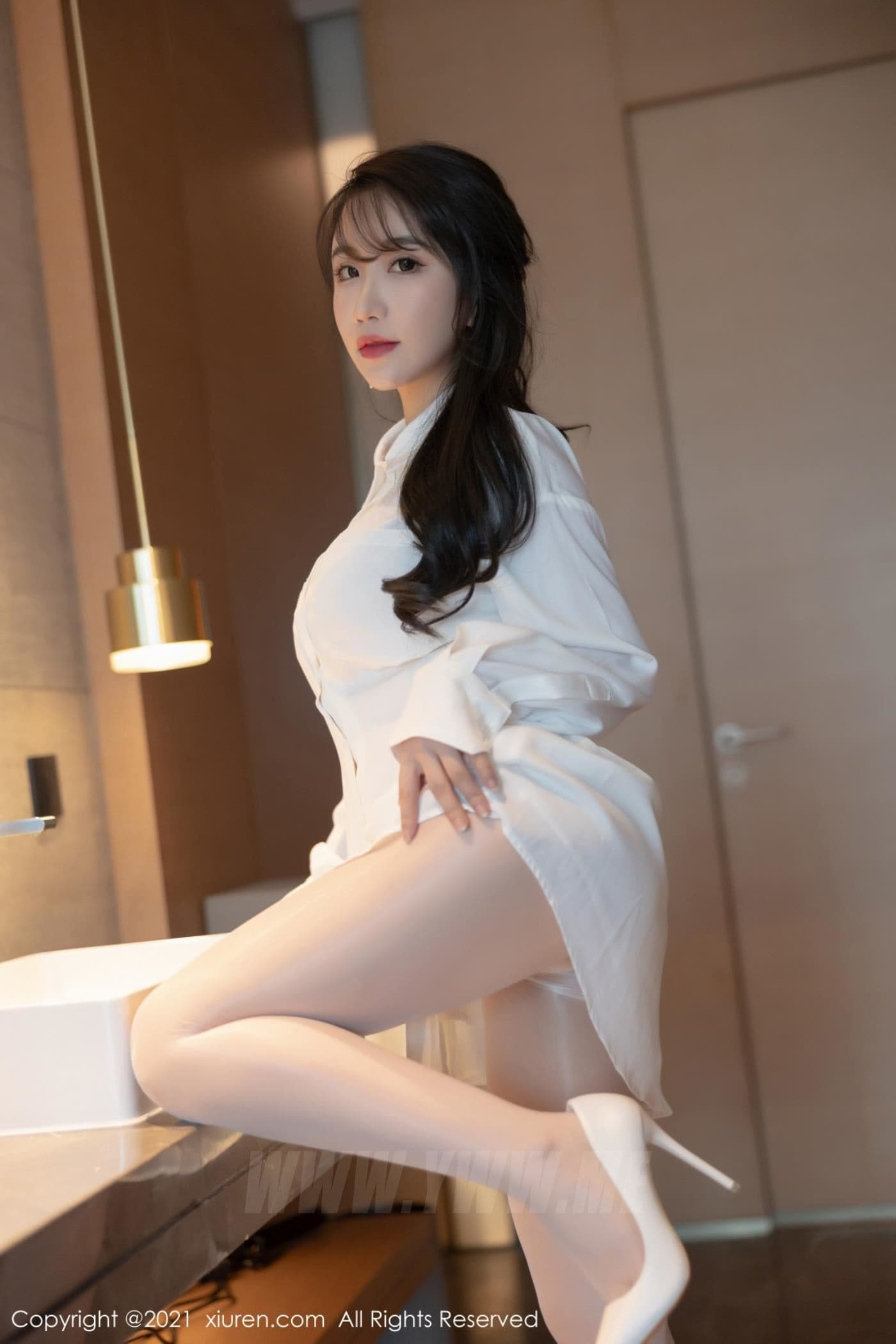 XiuRen秀人网 No.3903 Cherry绯月樱 深圳旅拍
