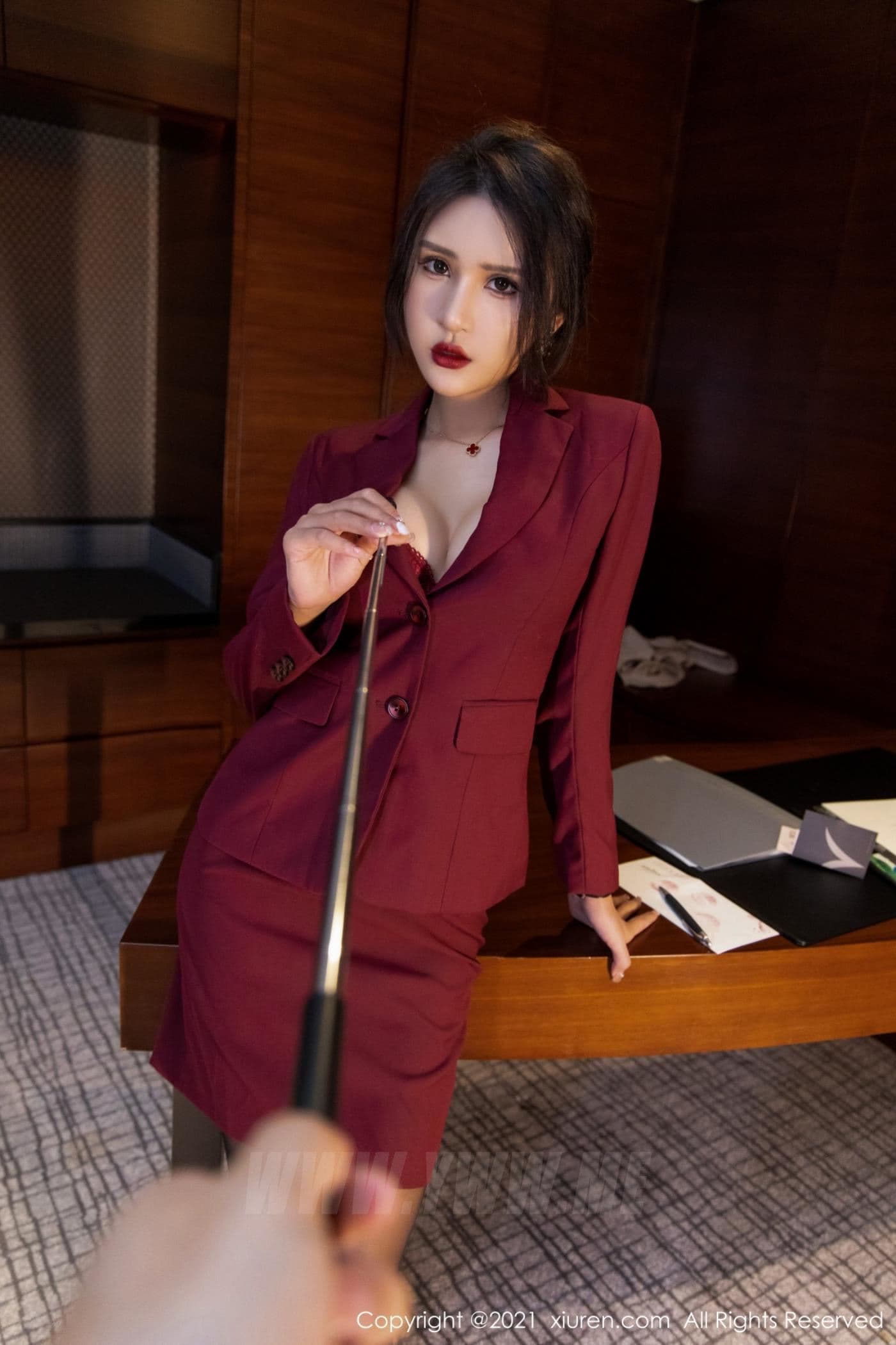 XiuRen秀人网 No.4038 Emily尹菲 泡泡浴