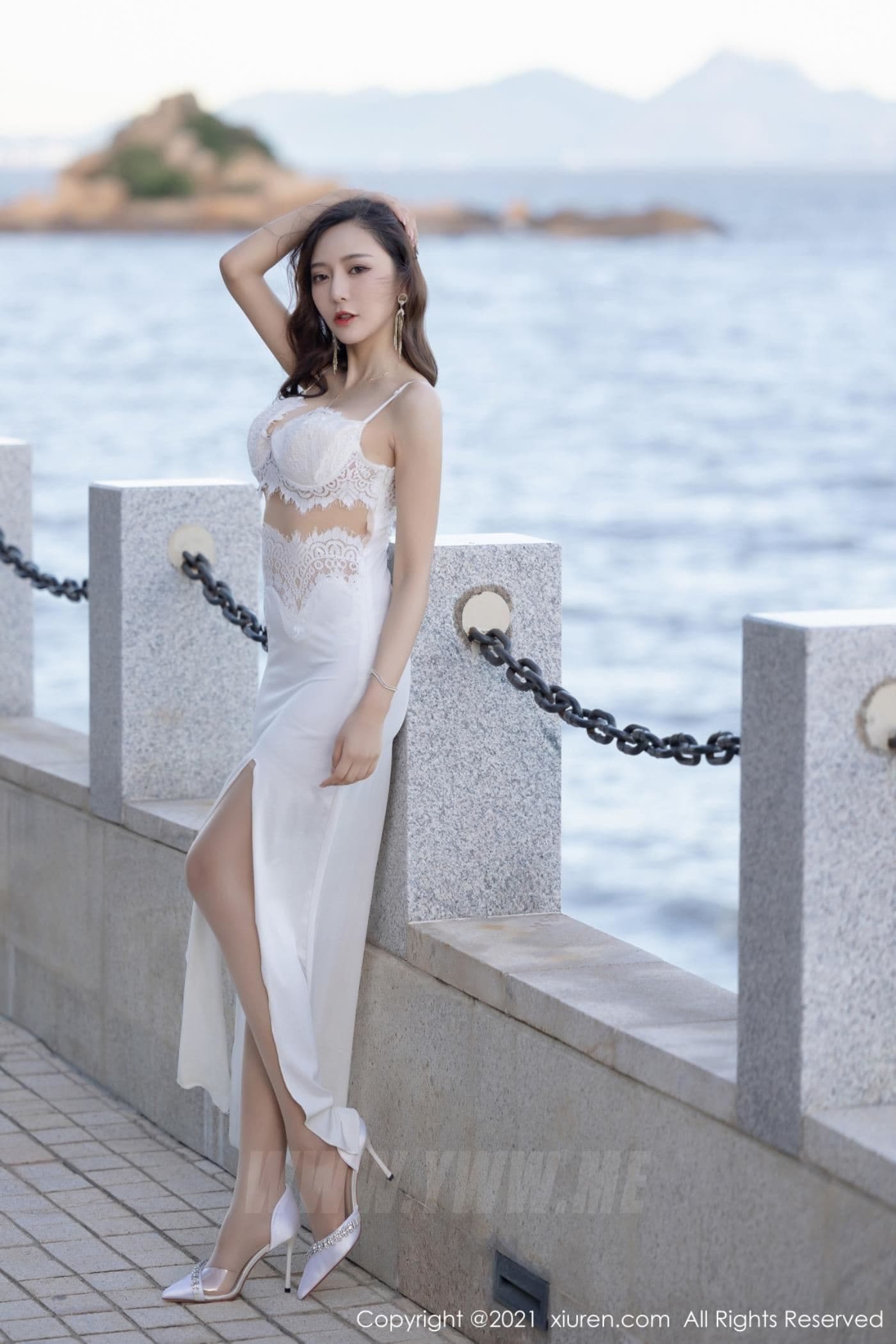 XiuRen秀人网 No.4004 王馨瑶yanni 深圳旅拍