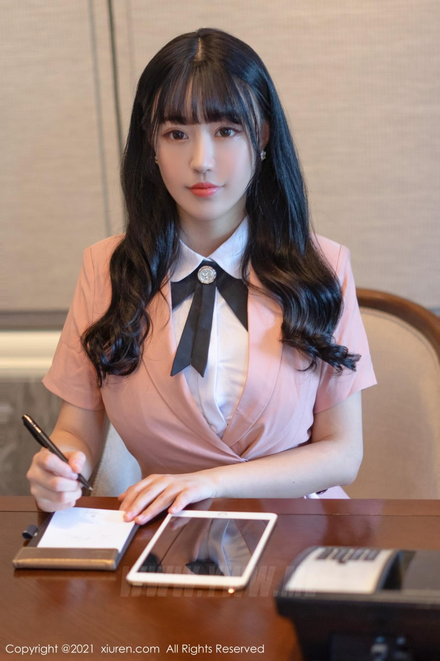 XiuRen秀人网 No.4044 朱可儿Flower 制服黑丝