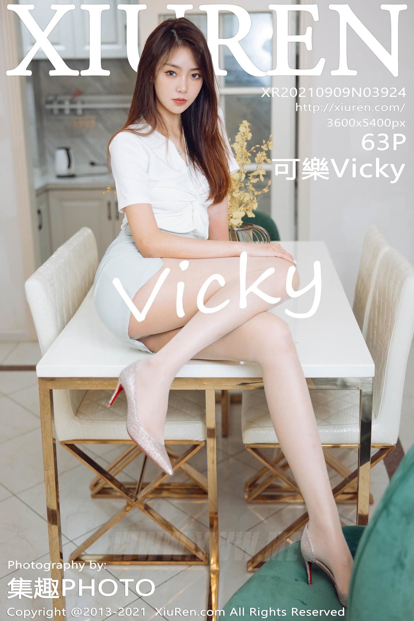 XiuRen秀人网 No.3924 可樂Vicky