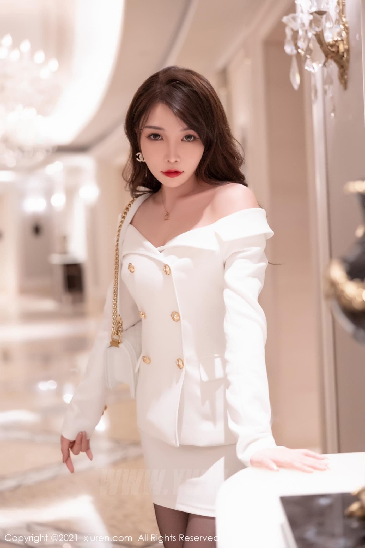 XiuRen秀人网 No.4169 芝芝Booty 深圳旅拍