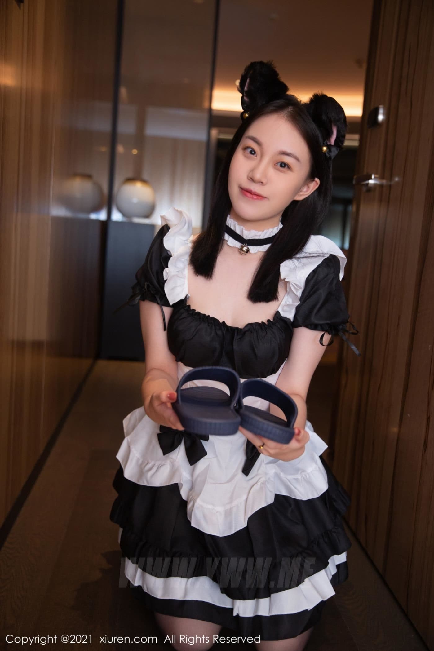 XiuRen秀人网 No.4153 一颗甜蛋黄a 女仆吊袜