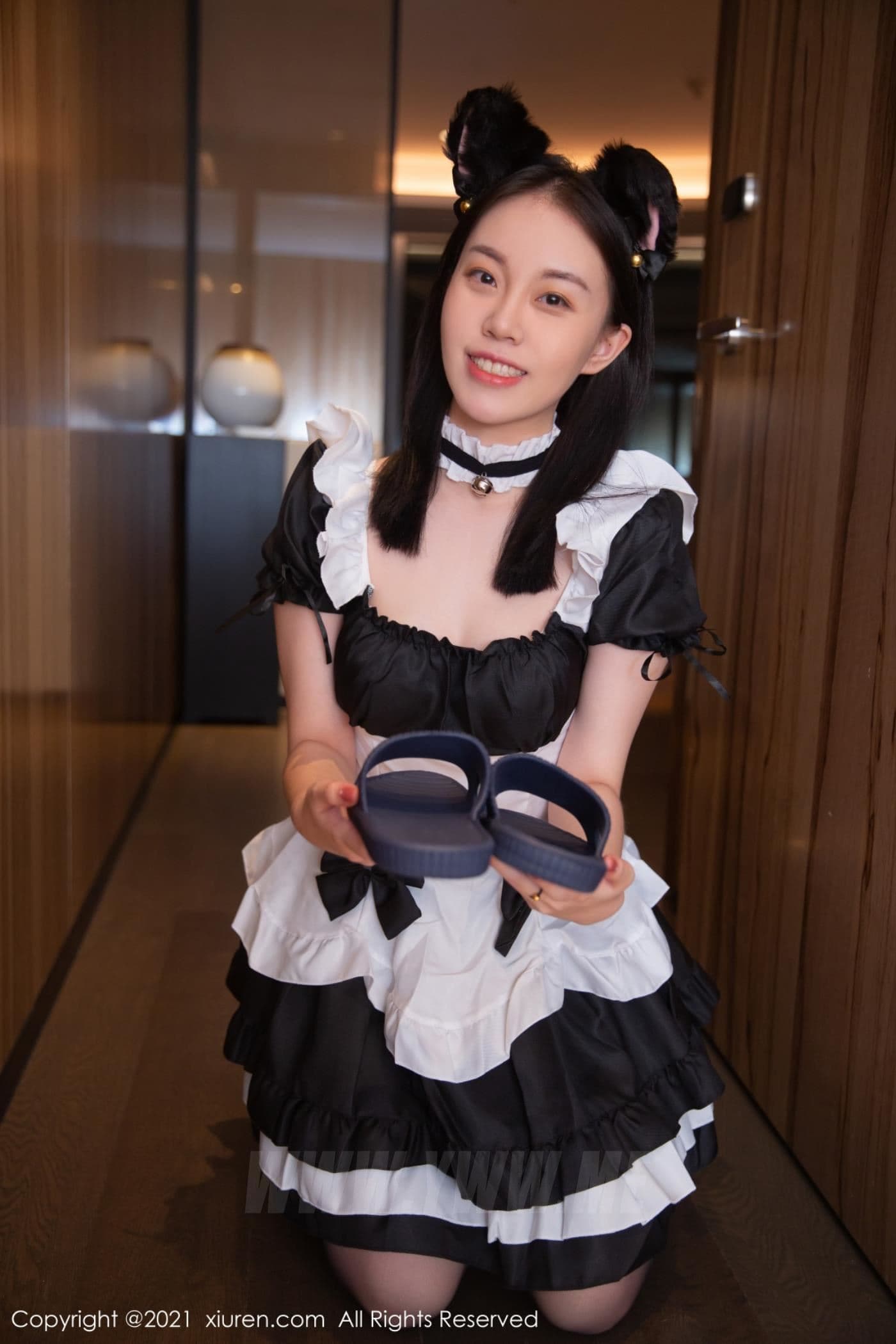XiuRen秀人网 No.4153 一颗甜蛋黄a 女仆吊袜