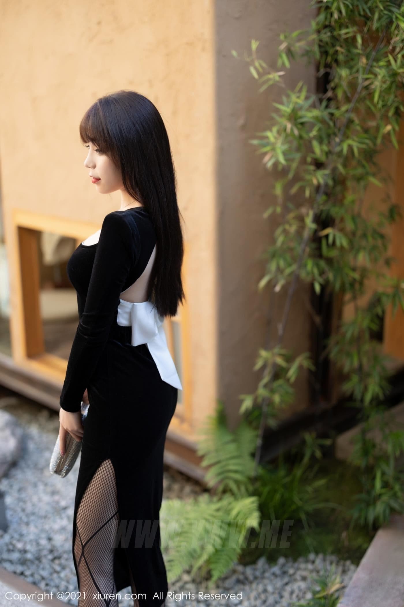 XiuRen秀人网 No.4322 芝芝Booty 黑丝御姐