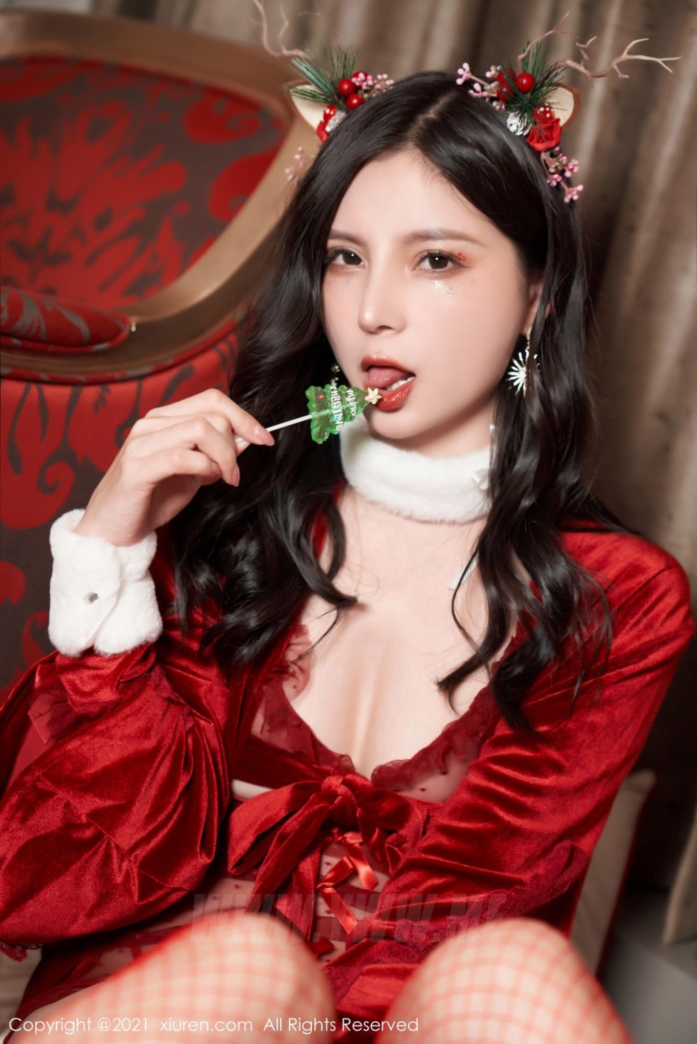 XiuRen秀人网 No.4377 小蛮妖Yummy 御姐美腿