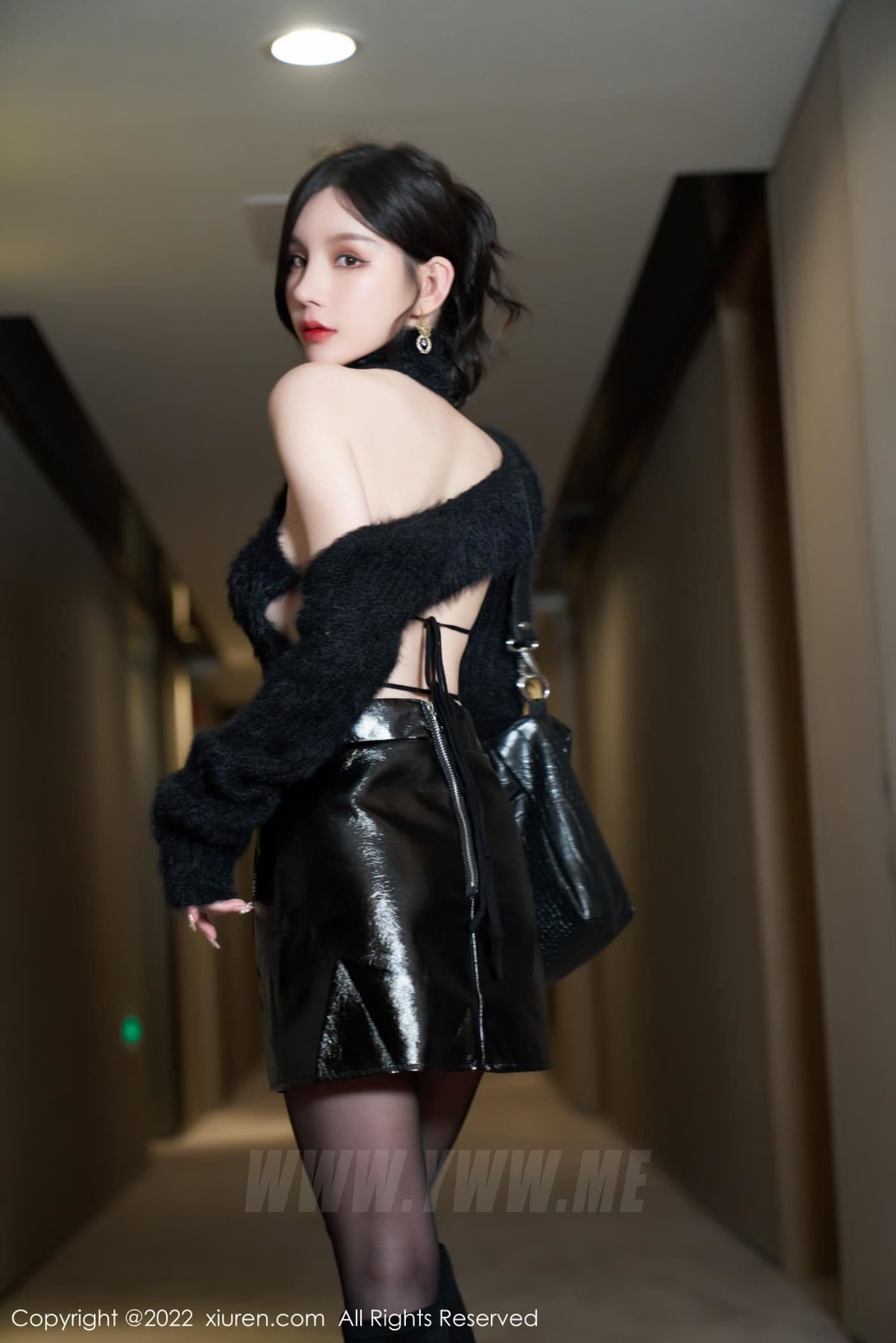 XiuRen秀人网 No.4437 周于希Sally 黑丝美腿