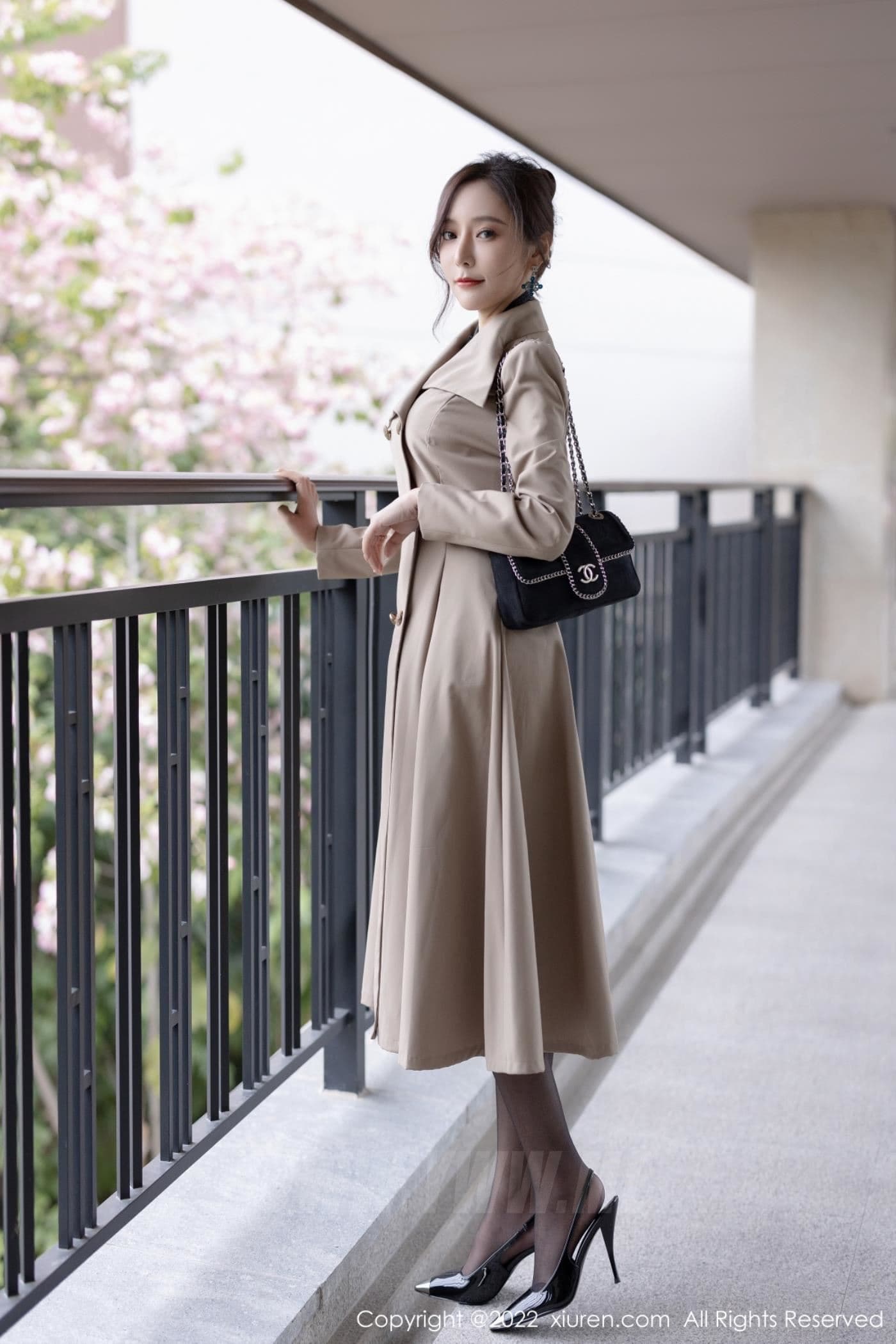 XiuRen秀人网 No.4417 王馨瑶yanni 黑丝美腿