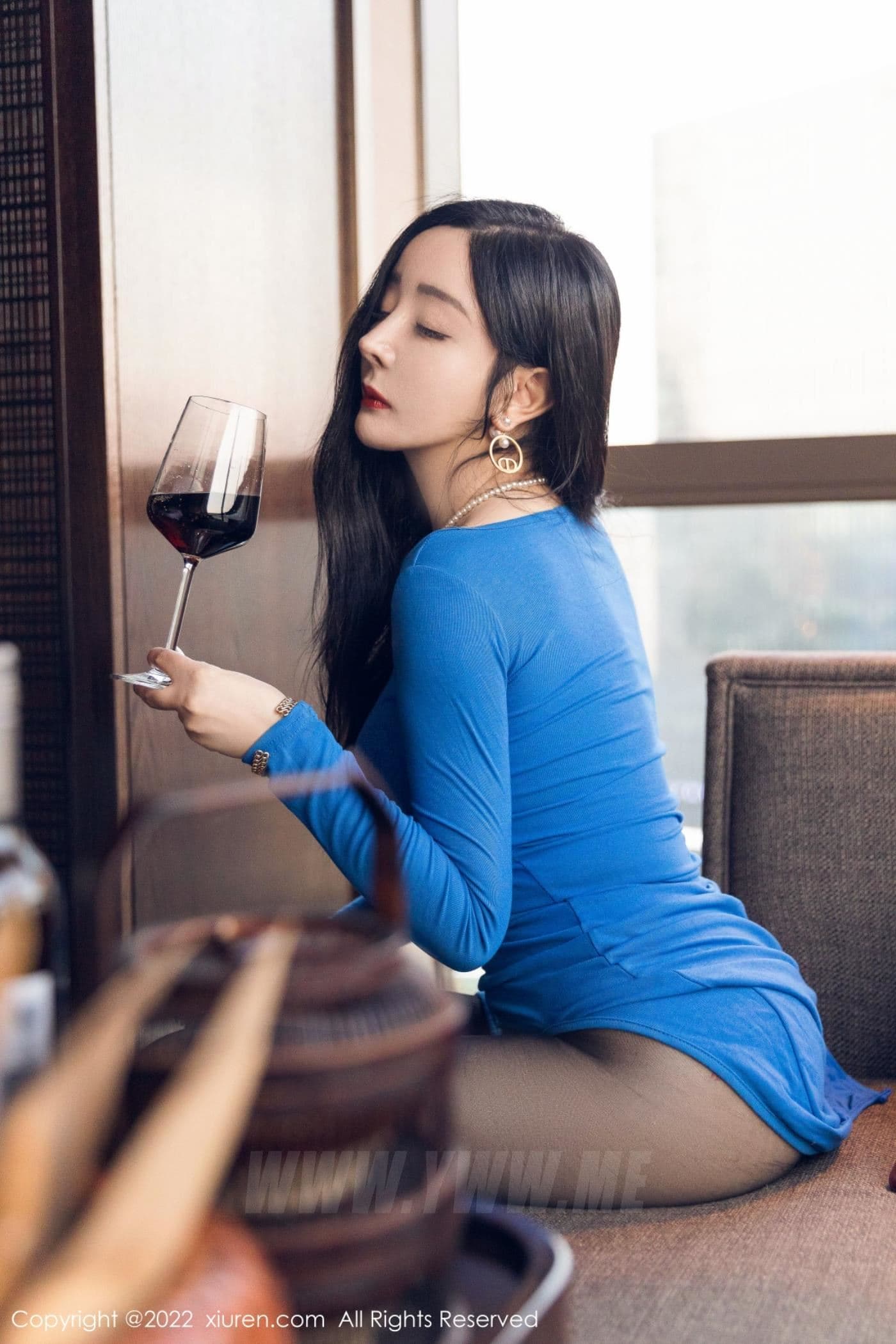 XiuRen秀人网 No.4496 允爾 黑丝美腿