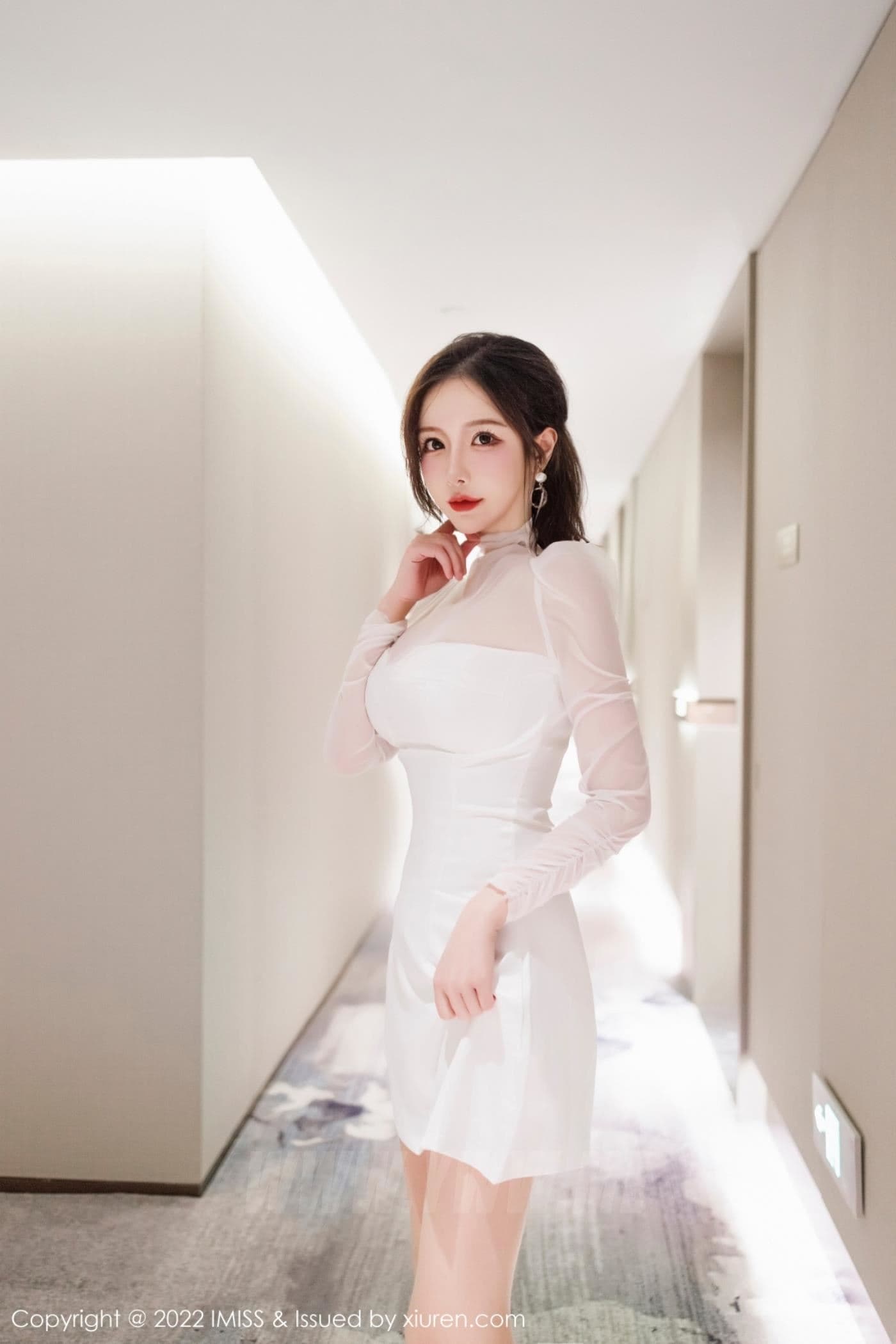 IMISS爱蜜社 VOL.655 LindaLinda 性感美腿